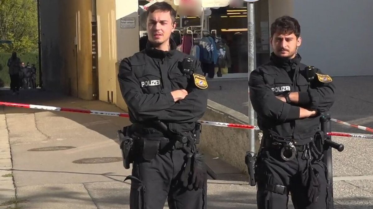 Hammer-Attacke auf Schüler: Angreifer trug Militär-Outfit