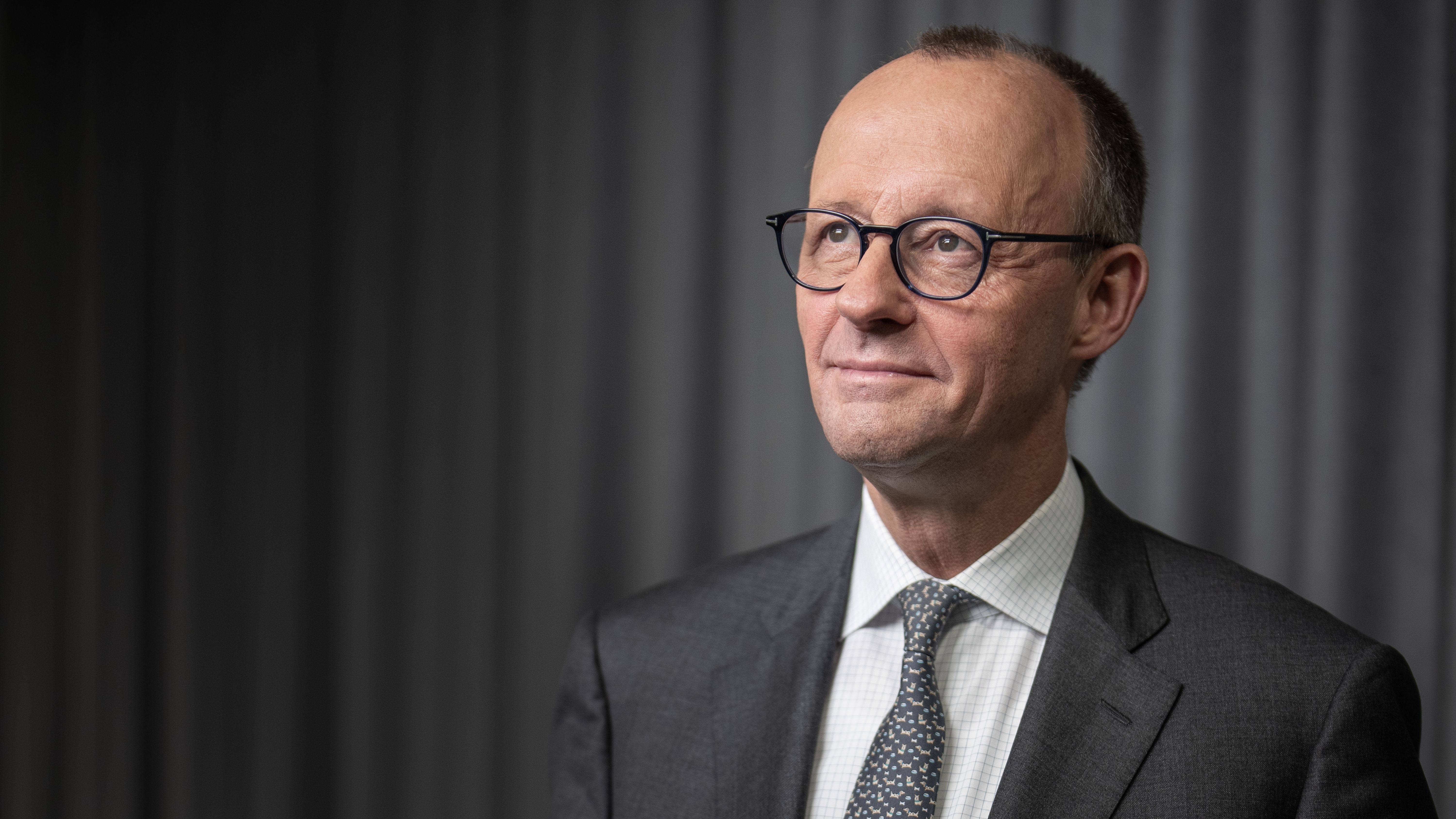 Hoffen auf den Liebesbeweis: Friedrich Merz vor CDU-Parteitag | BR24