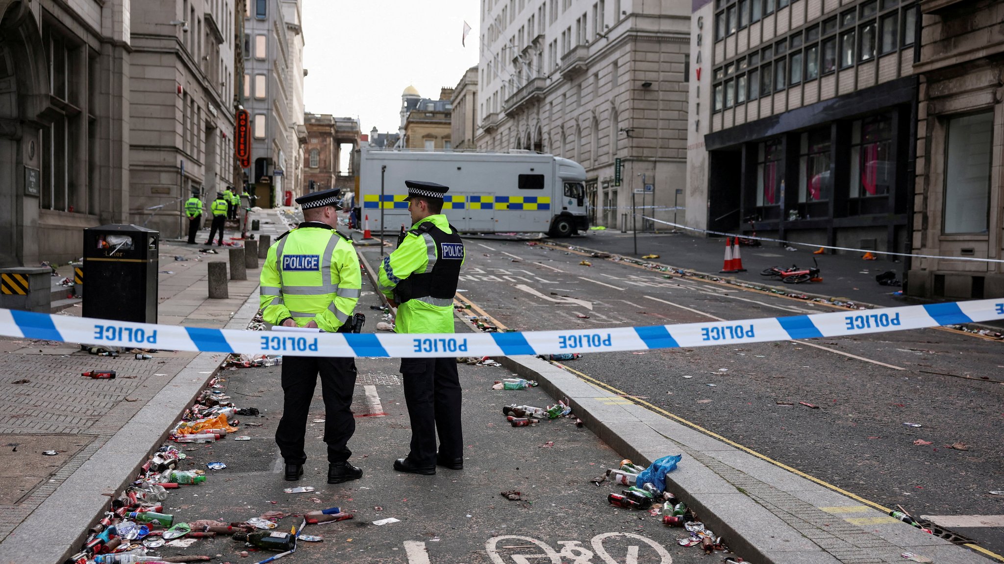 Ermittlungen nach dem Auto-Vorfall in Liverpool