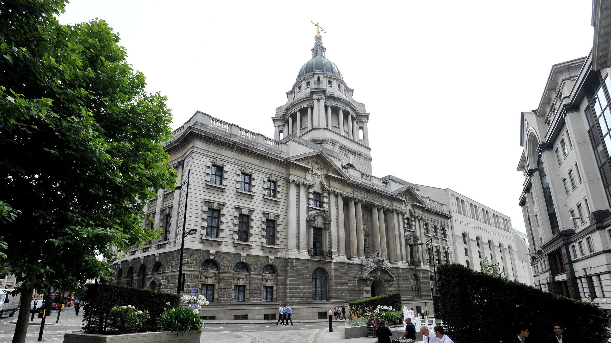 Der Prozess findet am Central Criminal Court in London statt.