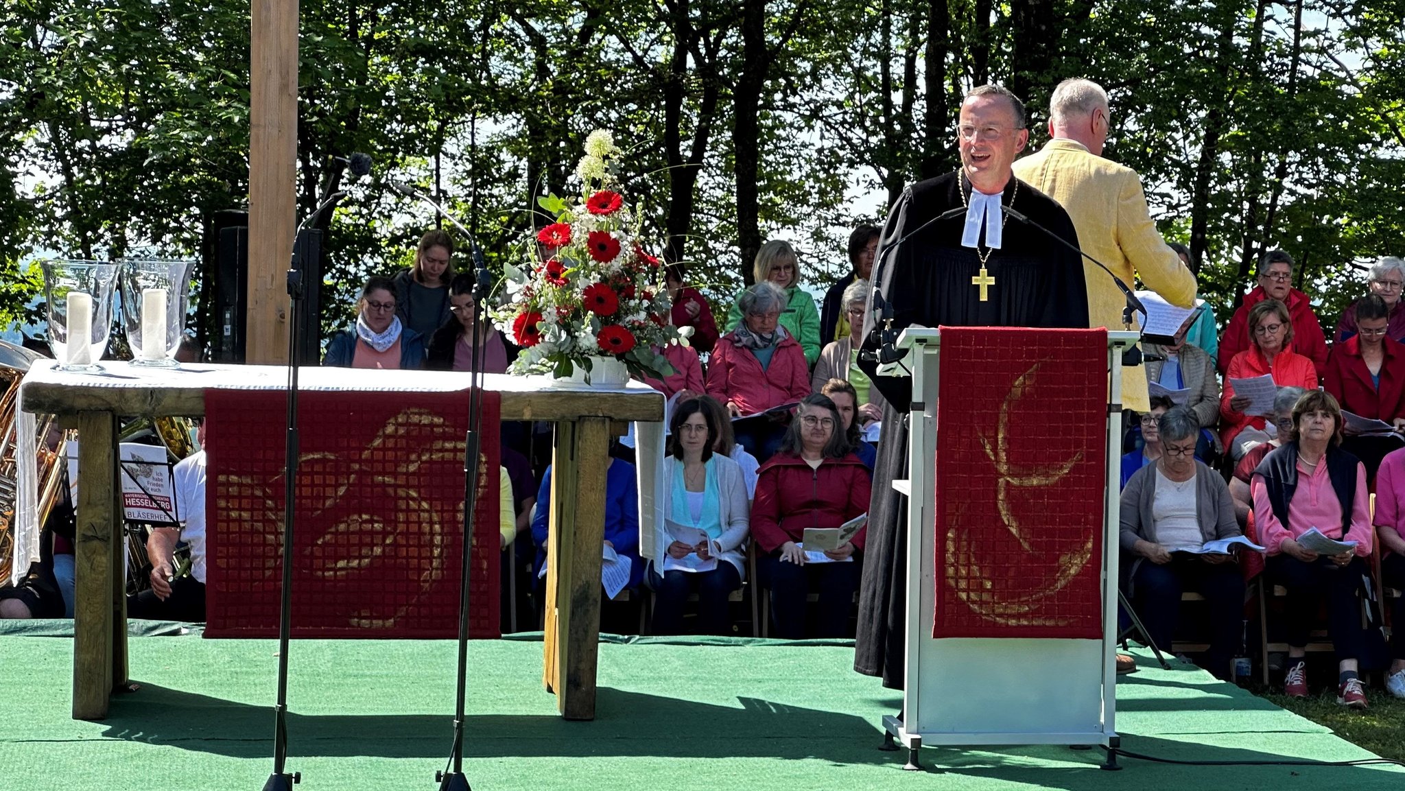 Hesselberg: Tausende Menschen bei Bayerischem Kirchentag