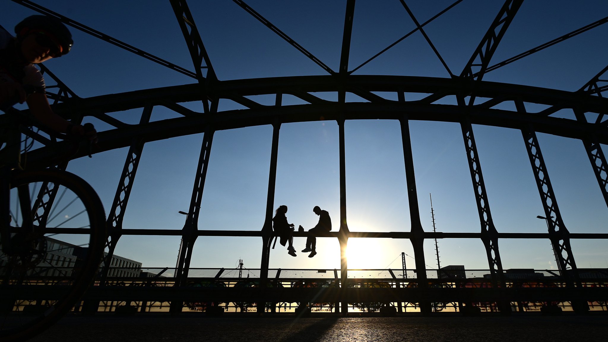 Immer mehr arbeitslose Akademiker: Das ist dran an den Gerüchten