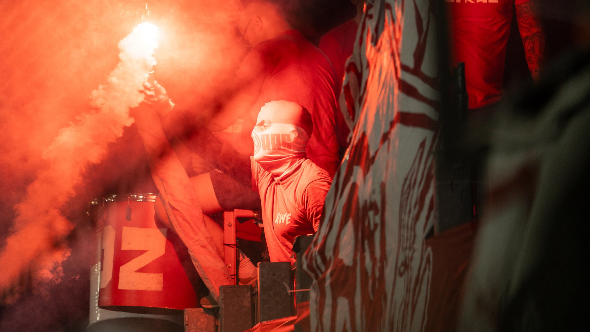 Gewalt im Stadion: Polizeigewerkschaft fordert Gesichtserkennung