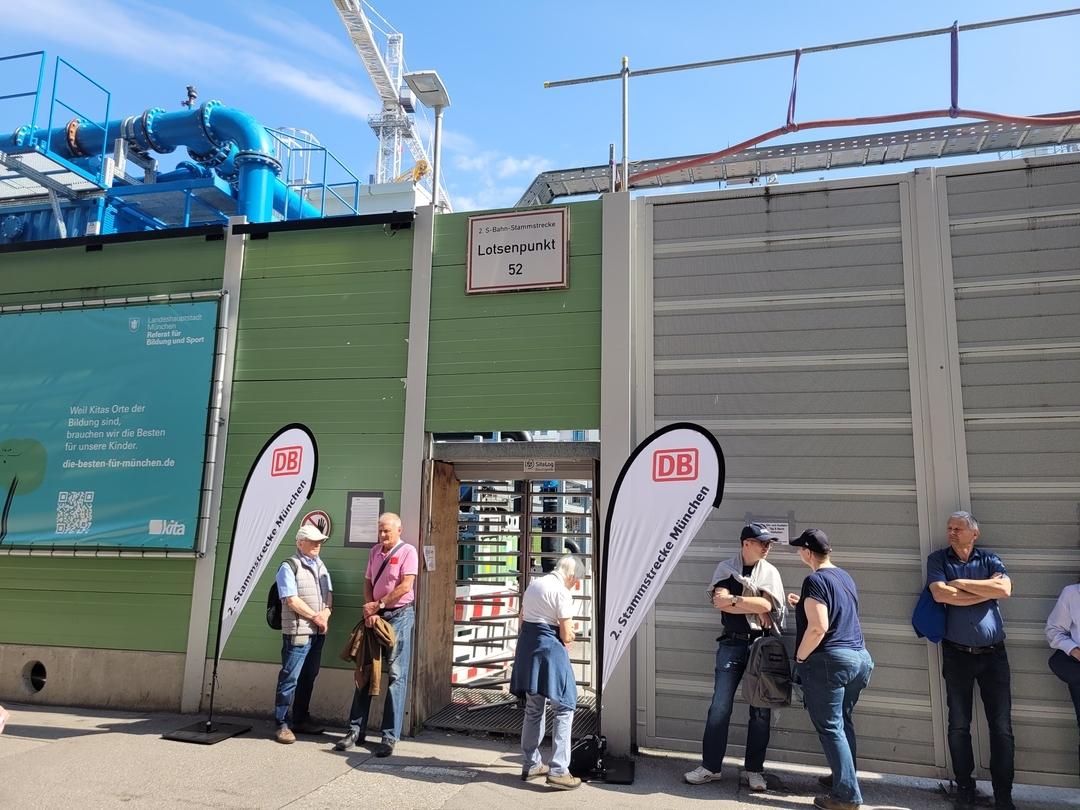 Seit Jahren wird in München für das Großprojekt einer 2. Stammstrecke gebaut. Heute hat die Bahn Einblick gewährt.