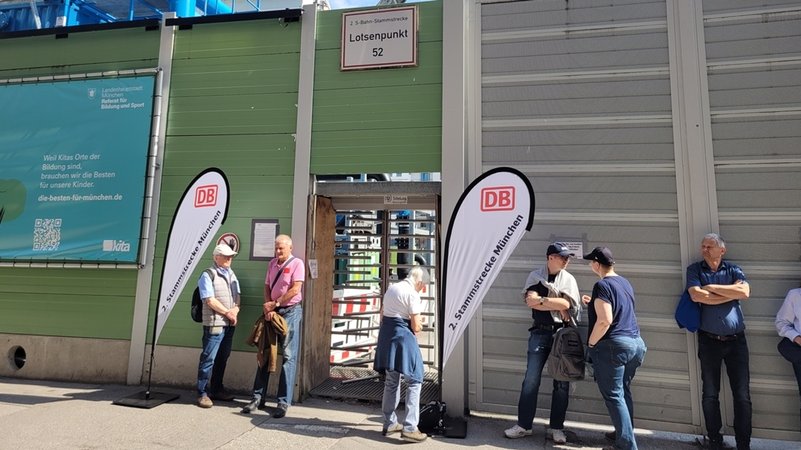 Seit Jahren wird in München für das Großprojekt einer 2. Stammstrecke gebaut. Heute hat die Bahn Einblick gewährt. | Bild: BR/Anton Rauch Seit Jahren wird in München für das Großprojekt einer 2. Stammstrecke gebaut. Heute hat die Bahn Einblick gewährt.