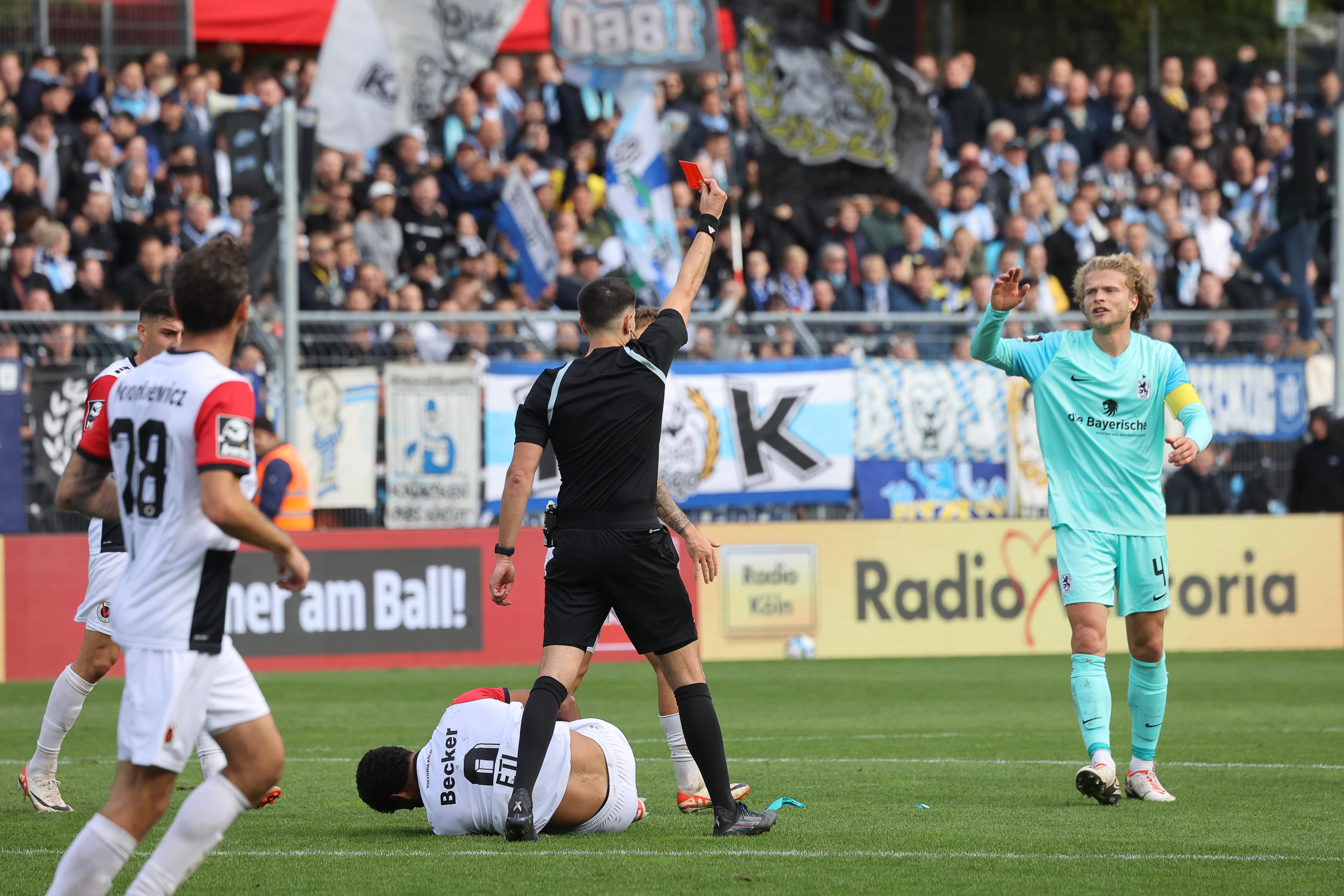 Zwei Platzverweise: TSV-1860-Gegenwehr Bricht In Letzter Minute | BR24