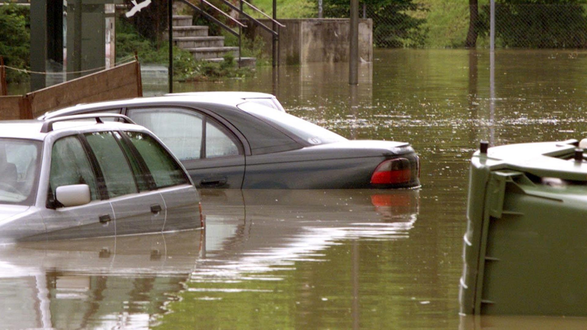 Der 24.Mai 1999 - für die meisten ein ganz normaler Tag. Doch für viele Menschen in Schwaben, Südbayern und entlang der Donau ist dieses Pfingsten vor 25 Jahren im kollektiven Gedächtnis. Denn dort kam es zur Jahrhundertflut. Besonders schlimm war es im niederbayerischen Neustadt an der Donau.