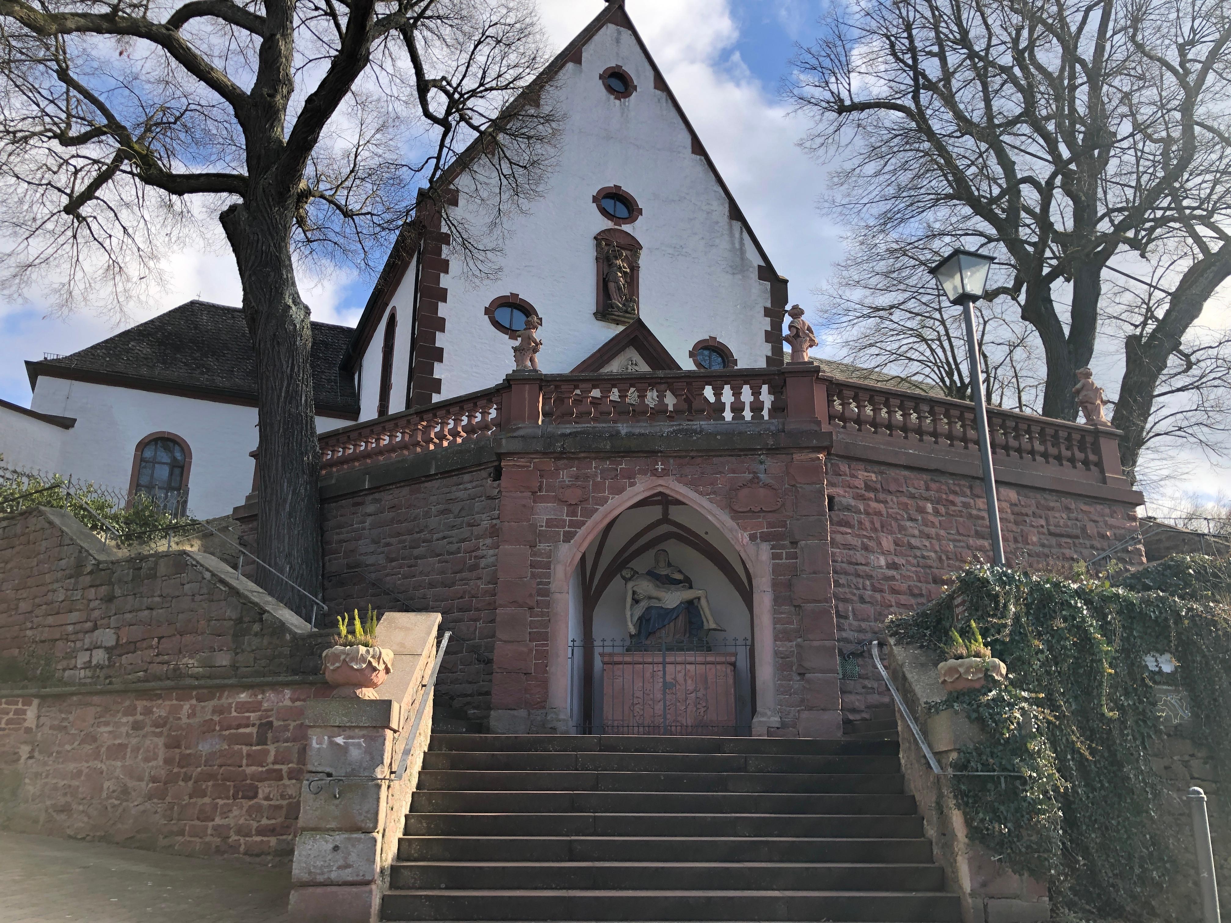 Das Franziskaner-Kloster auf dem Engelberg bei Großheubach