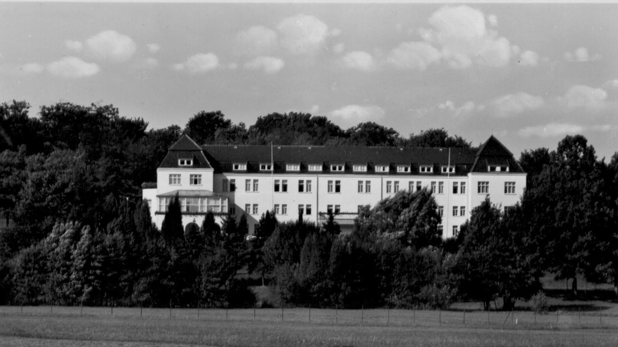 SS-Mütterheim Lebensborn in Bad Polzin im heutigen Polen. 