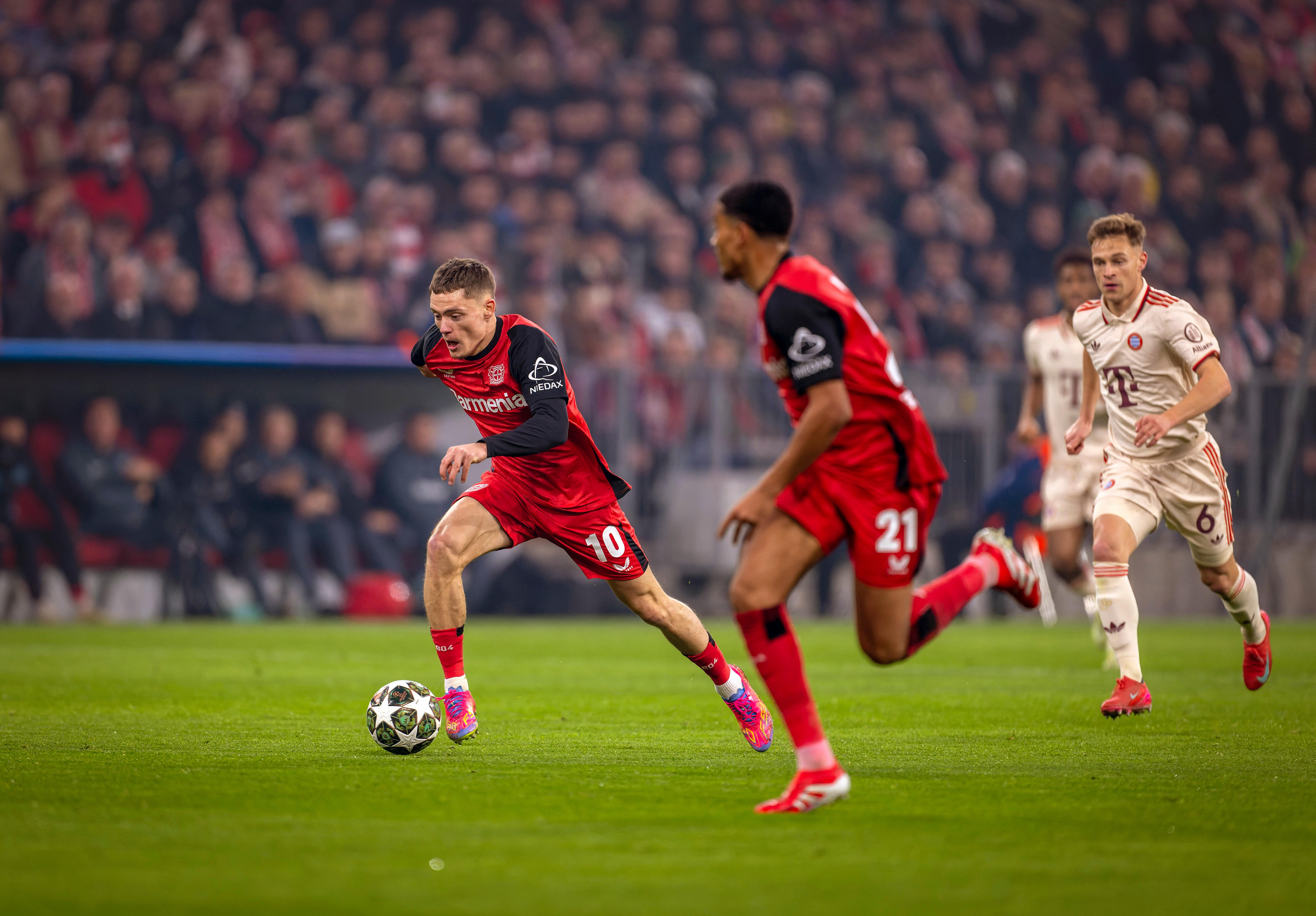 Florian Wirtz (Leverkusen) beim Spiel gegen den FC Bayern.