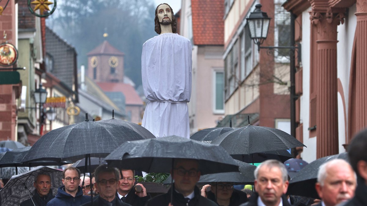 Karfreitag: Christen in Bayern erinnern an Jesu Leidensweg