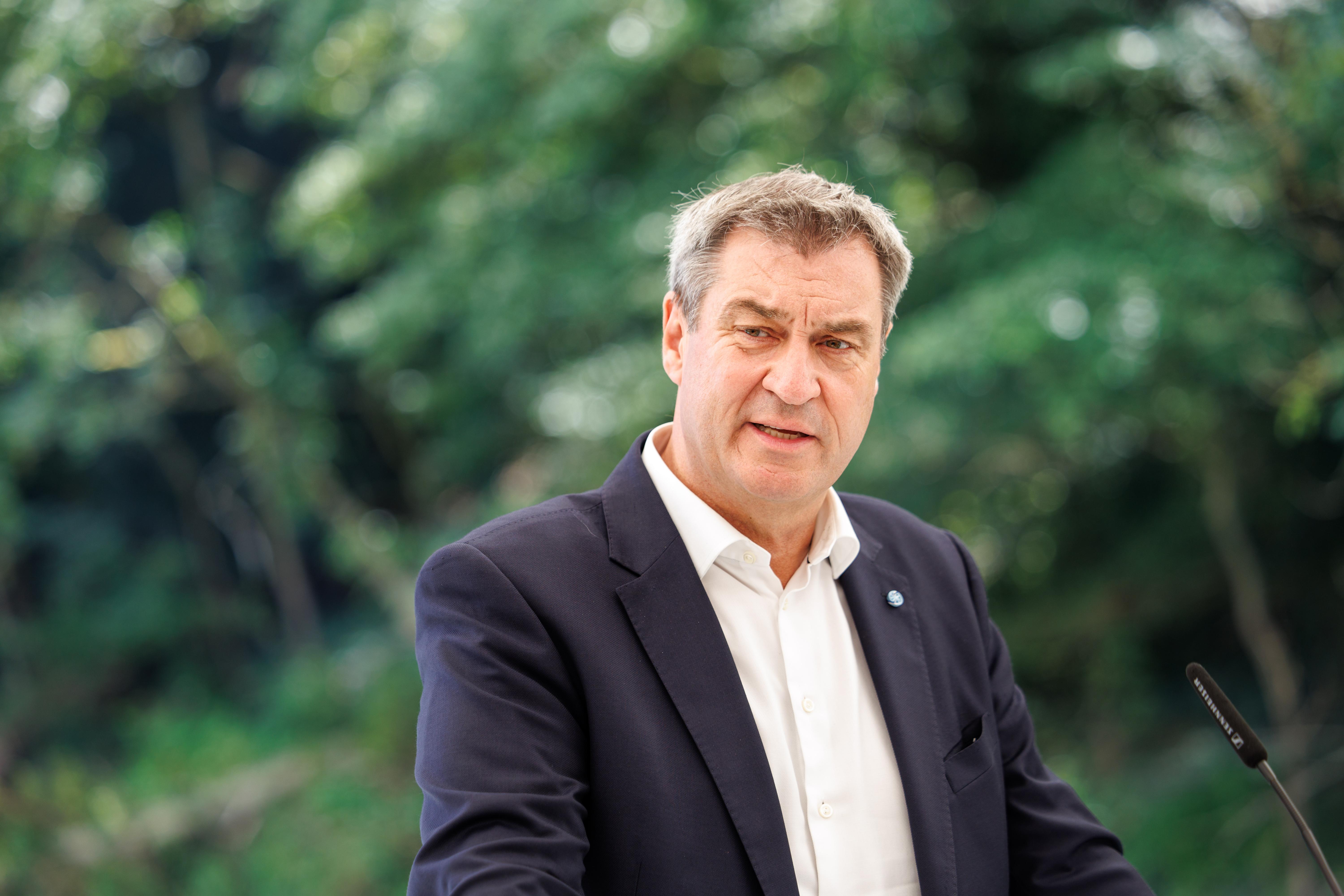 Markus Söder (CSU), Ministerpräsident von Bayern, spricht auf der Pressekonferenz nach einer Sitzung im Kloster Weltenburg bei Kelheim (Bayern). 