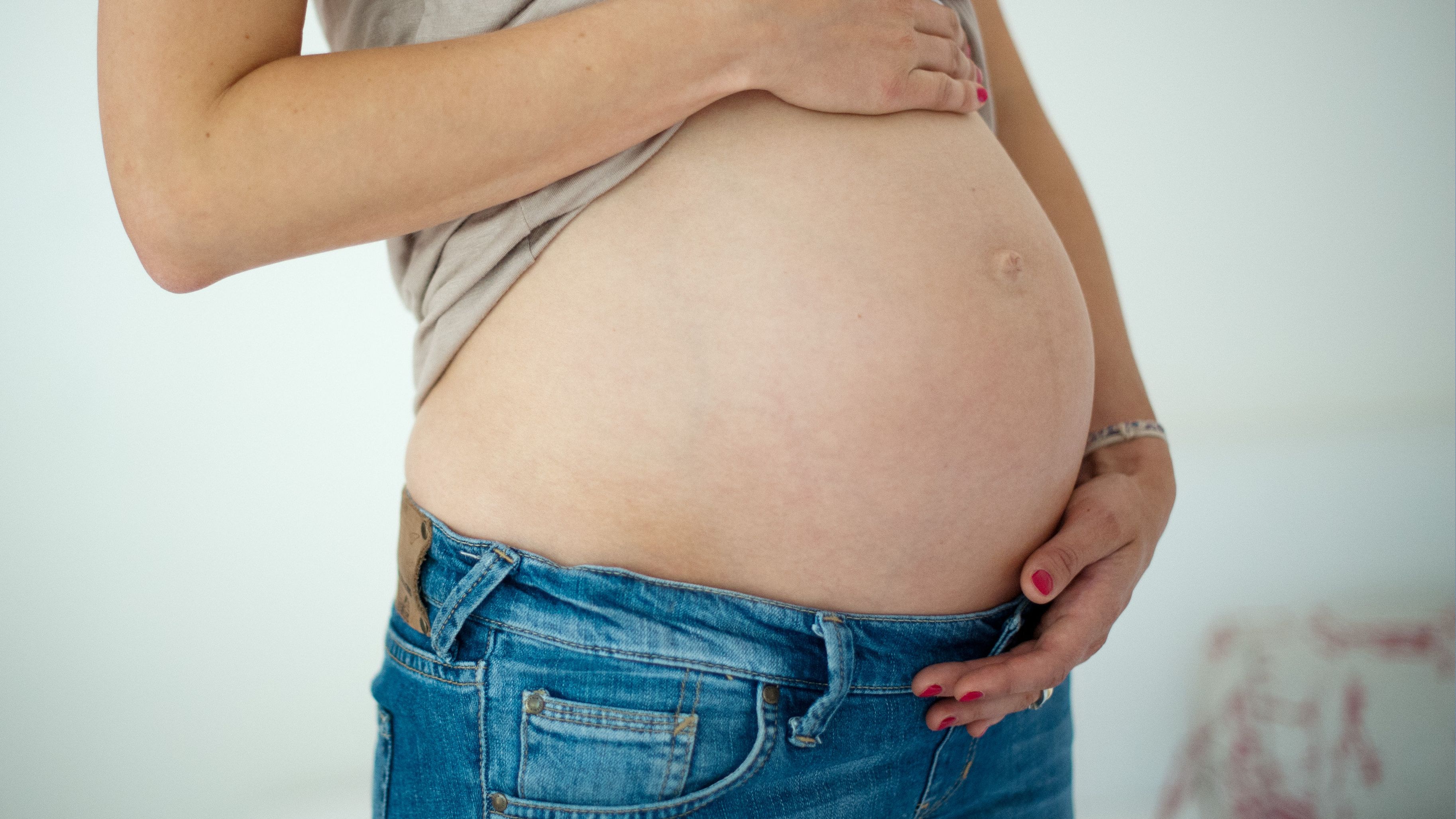 Coronavirus Faq Das Sollten Schwangere Frauen Jetzt Wissen Br24
