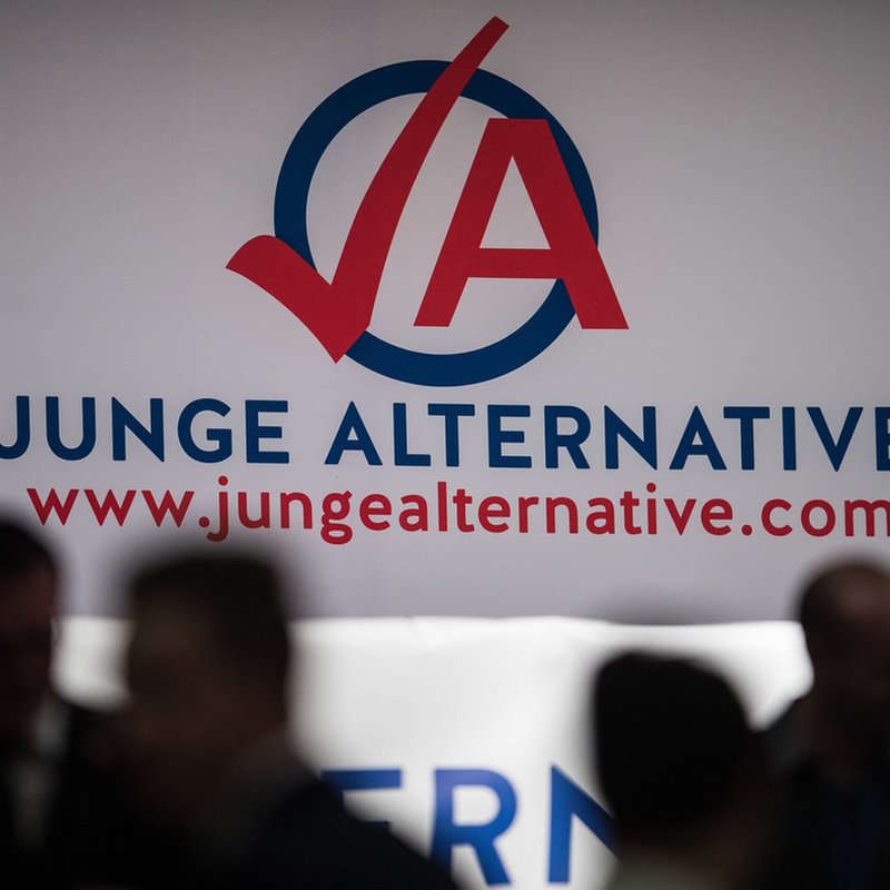 Junge Alternative Bayern - Ist sie eine Kaderorganisation der AfD? - Der Funkstreifzug | BR Podcast