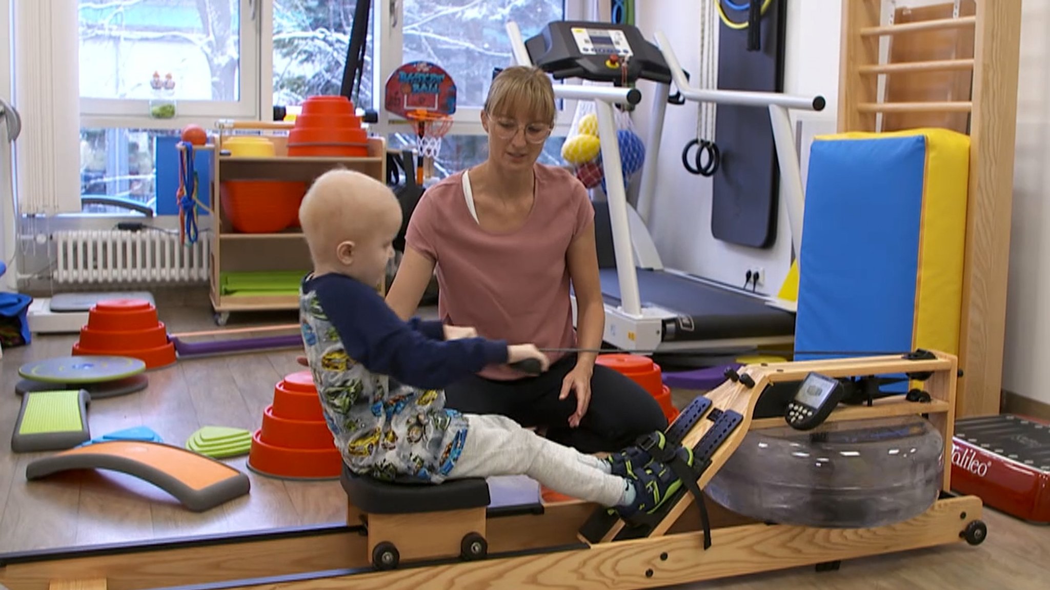 Danke, Anke! Comedy-Duo versteigert Filmklappe für Kinderklinik 