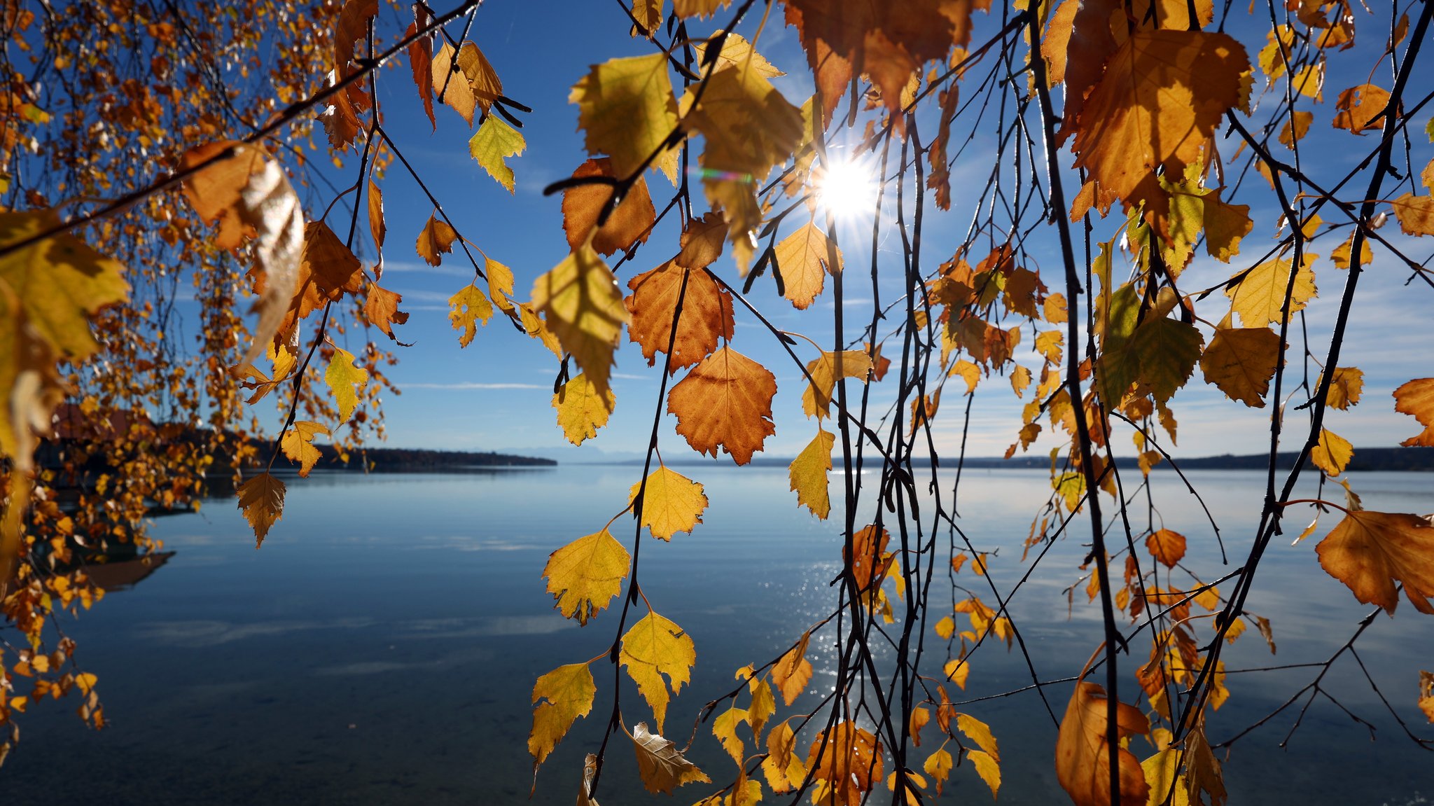 Sonne am Ammersee | Bild: picture alliance/dpa | Karl-Josef Hildenbrand Sonne am Ammersee