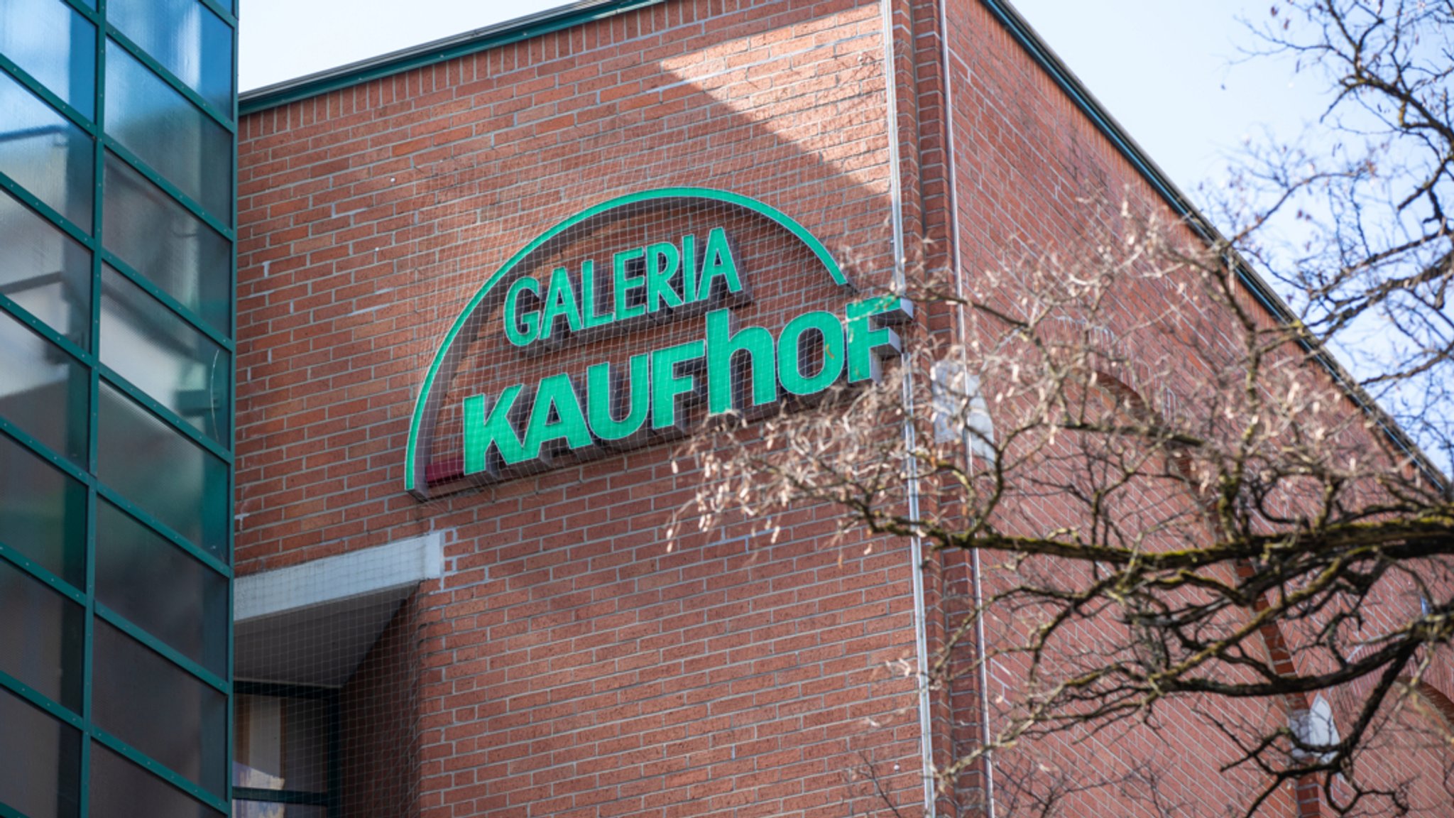 Beschäftigte bei Galeria bangen nach 4. Pleite um Insolvenzgeld