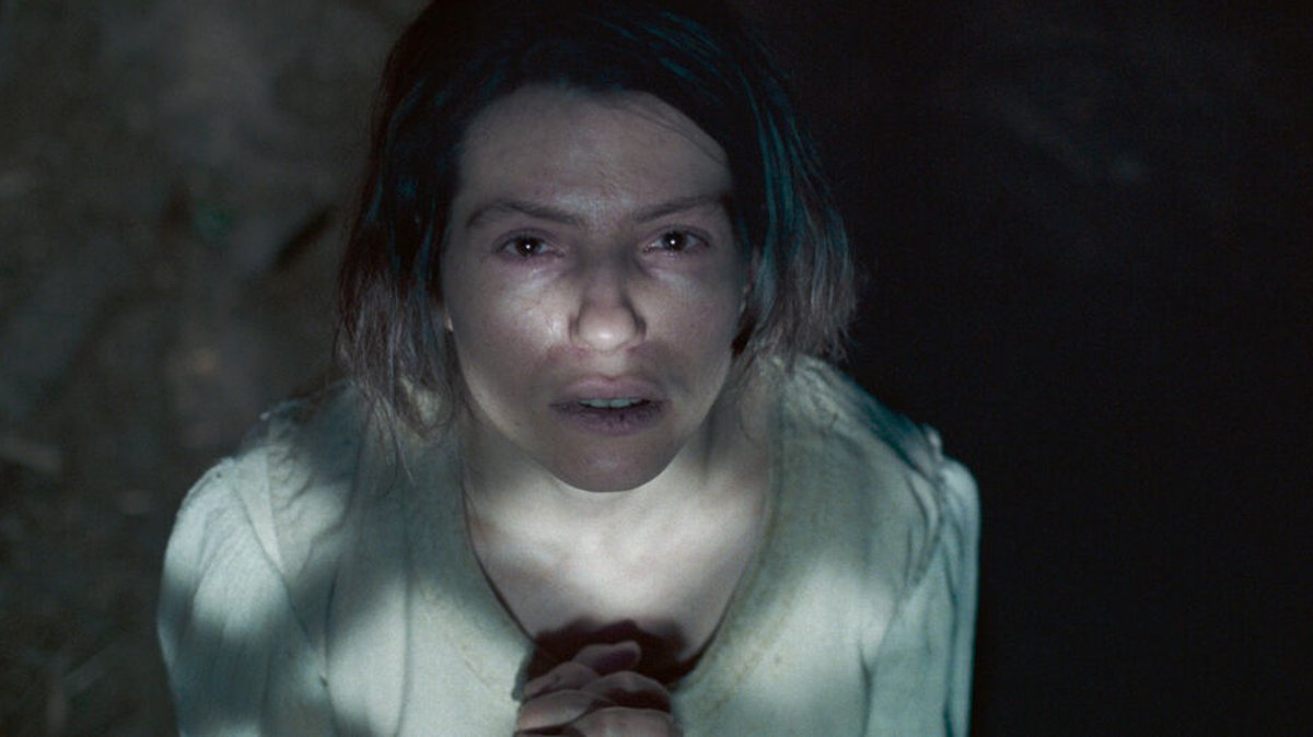  Anja Plaschg als Agnes in einer Szene aus dem österreichischen Film "Des Teufels Bad"