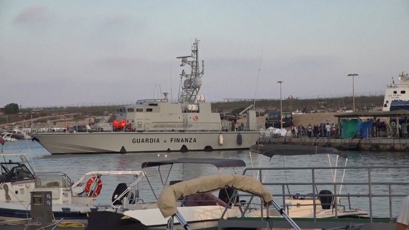 Bei einem Bootsunglück vor Lampedusa sind mindestens 26 Migranten gestorben. | Bild: Bayerischer Rundfunk 2025 Bei einem Bootsunglück vor Lampedusa sind mindestens 26 Migranten gestorben.