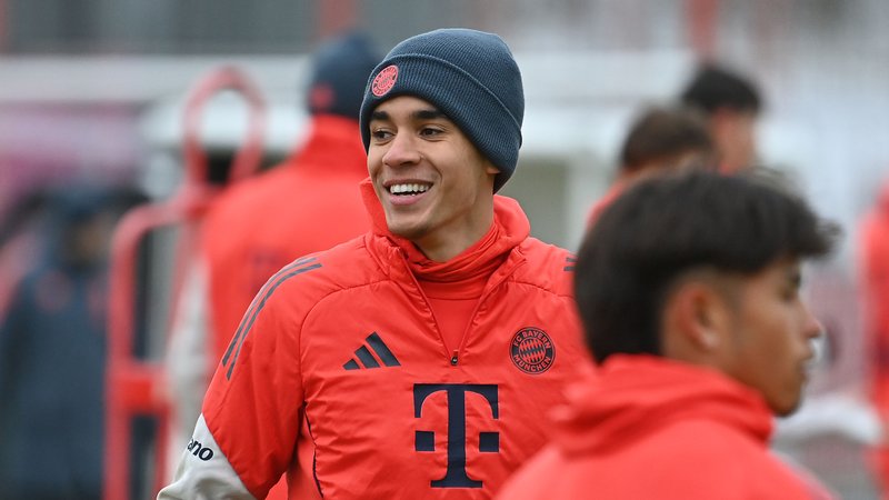 Jamal Musiala lacht | Bild: picture alliance / SvenSimon Jamal Musiala lacht