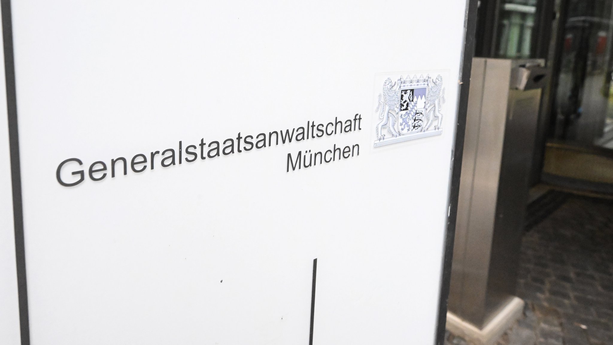 Schild der Generalstaatsanwaltschaft München (Symbolbild) | Bild: pa/dpa/Felix Hörhager Schild der Generalstaatsanwaltschaft München (Symbolbild)