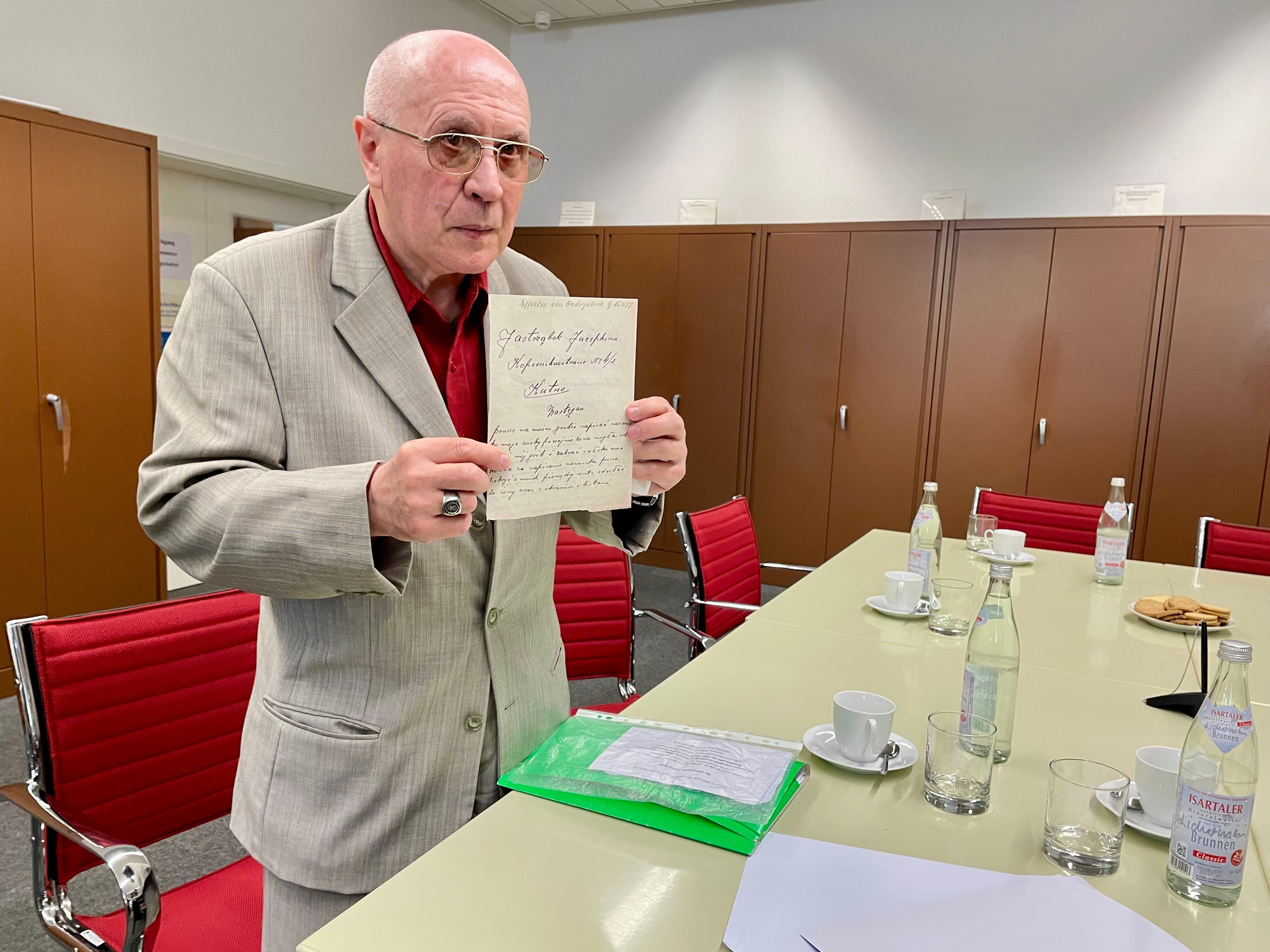 80 years too late: Farewell letters from death row handed over