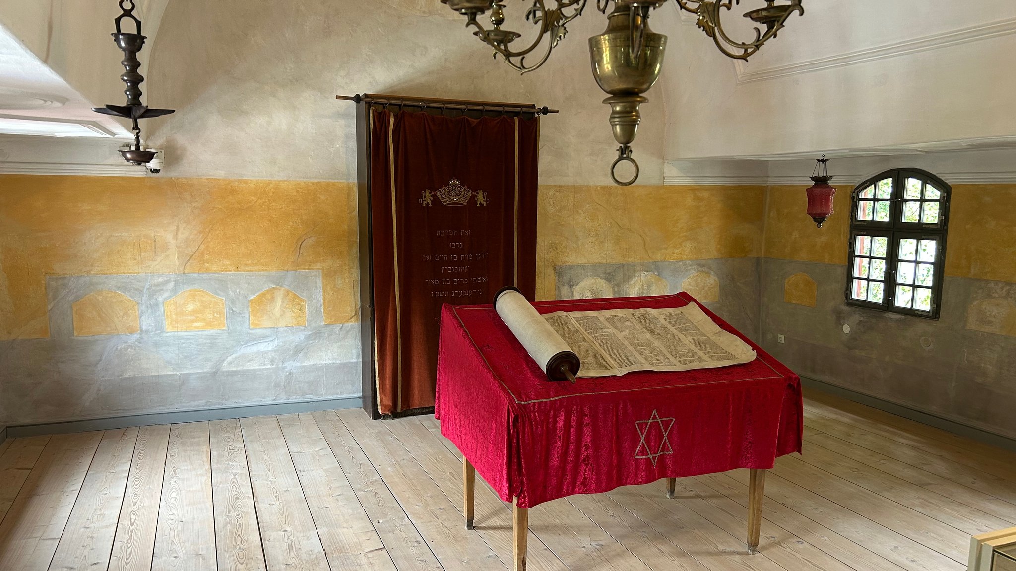 Die historischen Exponate im Fränkischen Schweiz-Museum sollen künftig dialogfähig sein und quasi Fragen von Besuchern beantworten können. | Bild: BR/Markus Feulner Die historischen Exponate im Fränkischen Schweiz-Museum sollen künftig dialogfähig sein und quasi Fragen von Besuchern beantworten können.