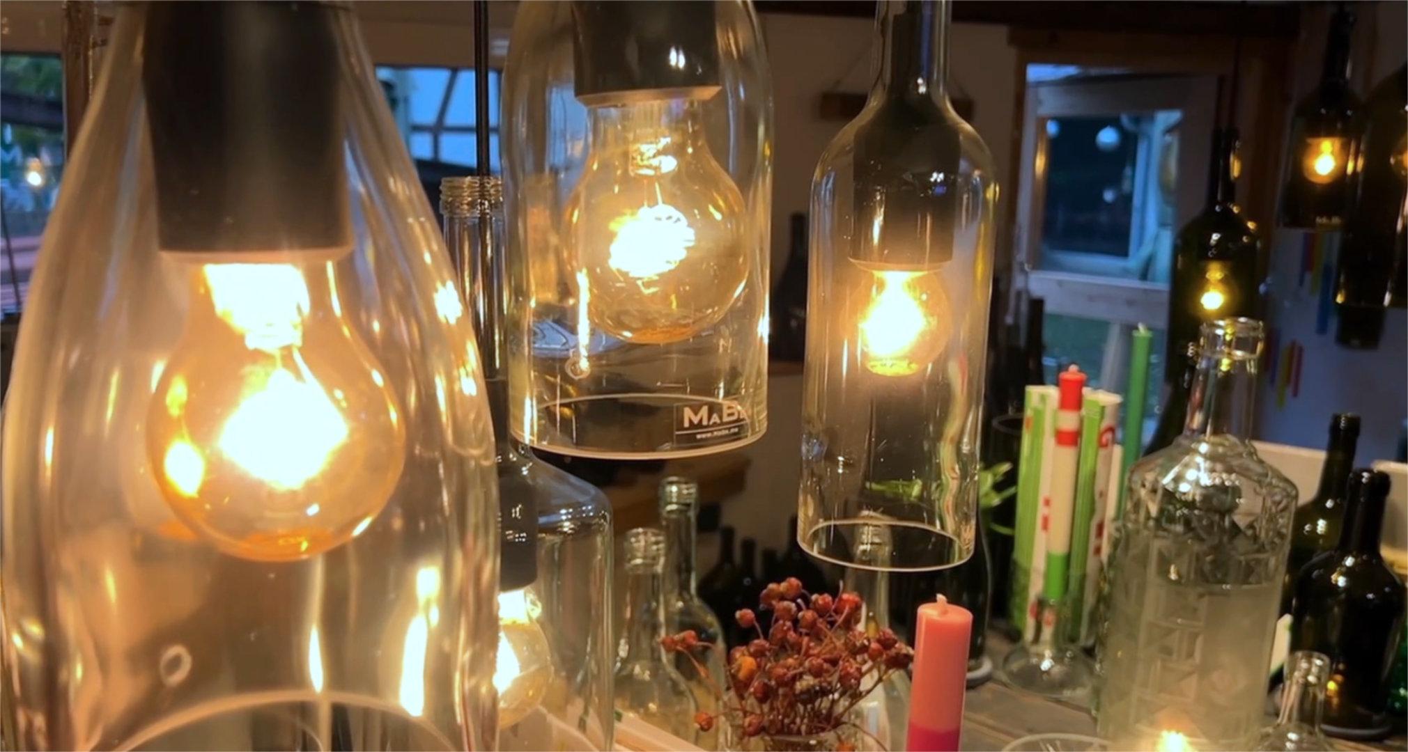 Aus Altglas werden Lampen