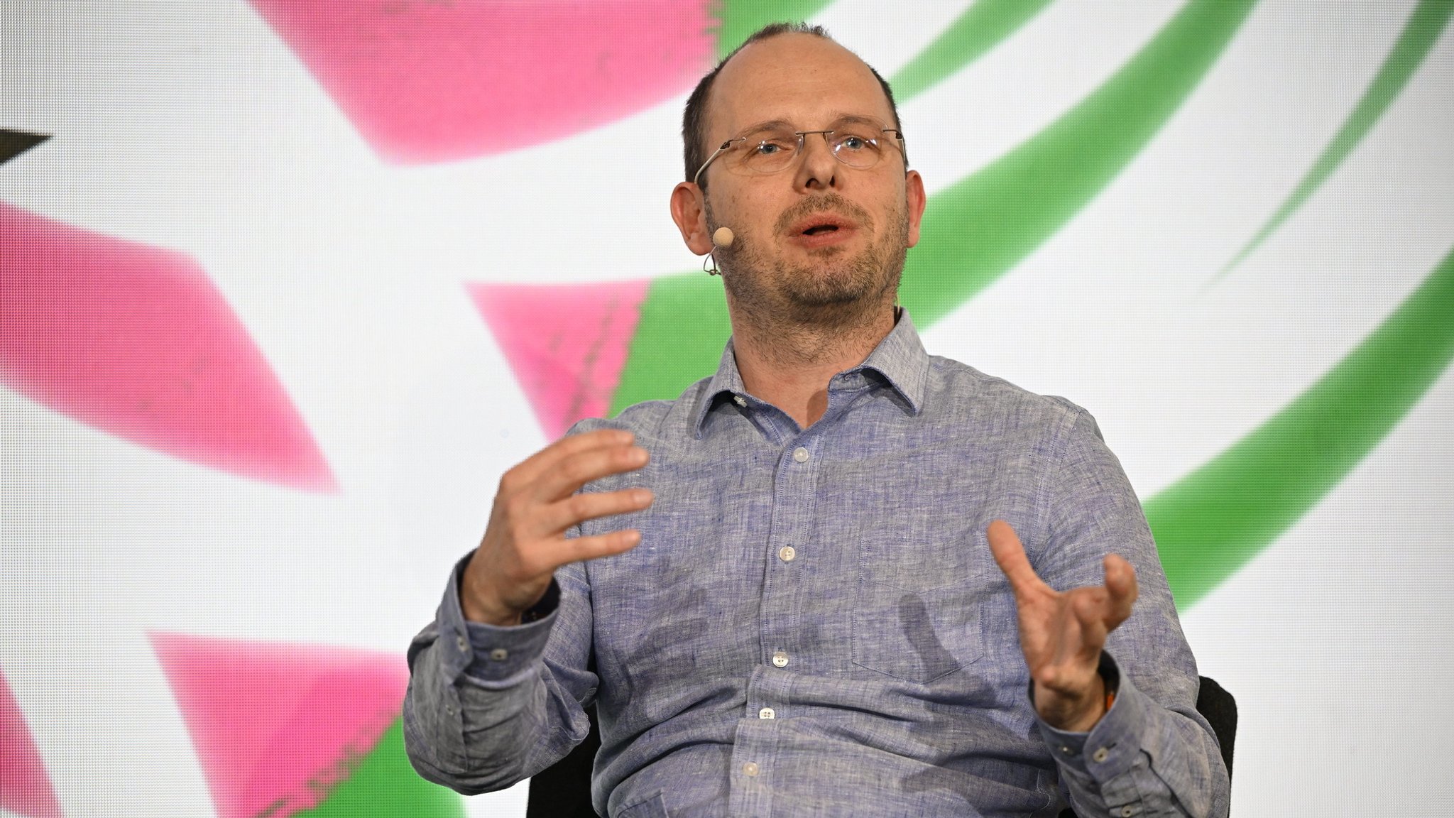 GitHub-Chef Thomas Dohmke auf der DLD-Konferenz in München