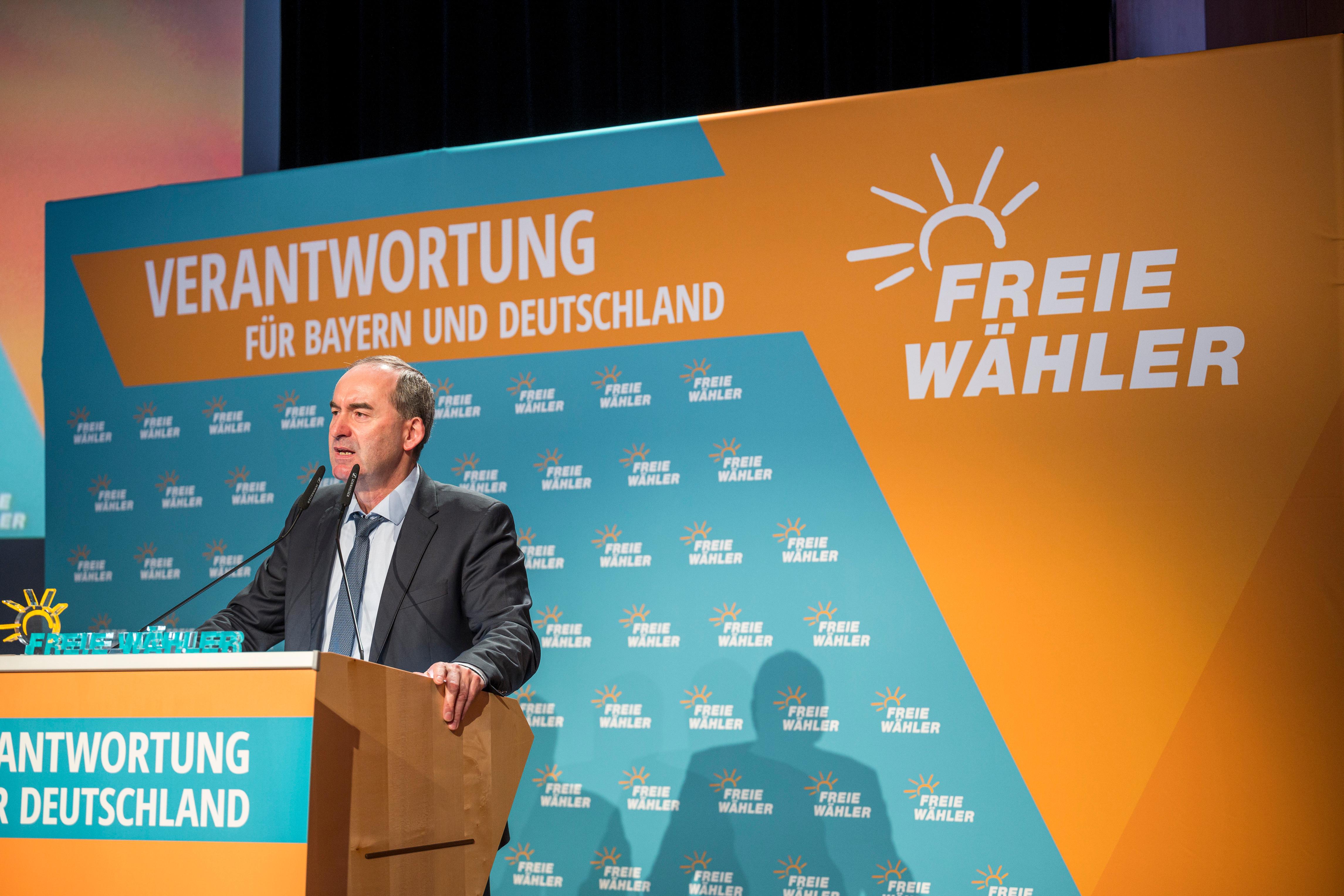 Hubert Aiwanger, Landesvorsitzender, hält auf der Landesversammlung der Partei "Freie Wähler" seine Grundsatzrede.