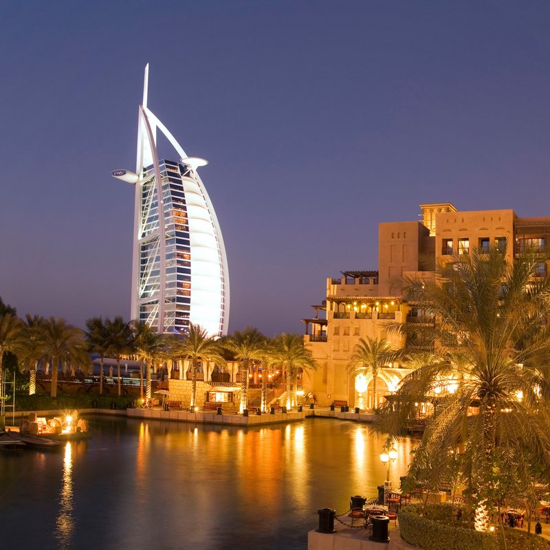 Arabische Emirate: Dubai | Greenwashing vor der Weltklimakonferenz? | Abu Dhabi - radioReisen | BR Podcast