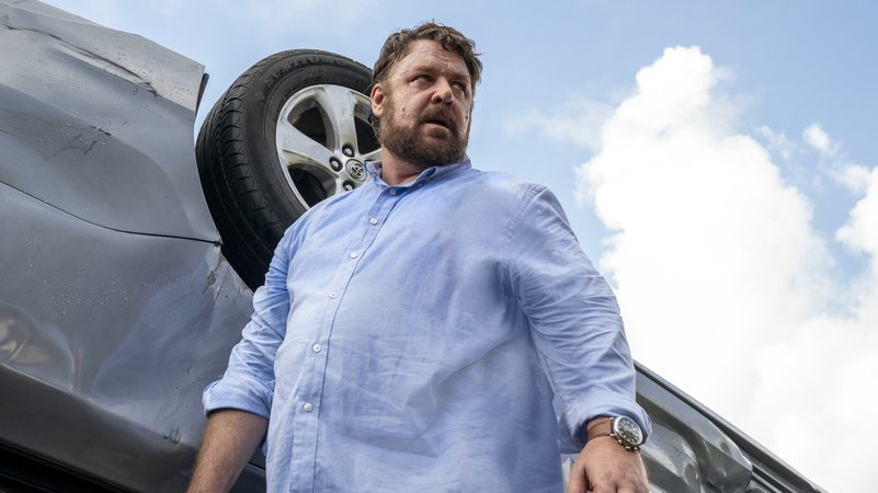 Will ein gewaltvolles Exemple statuieren: Russell Crowe in "Unhinged" (Filmszene).
