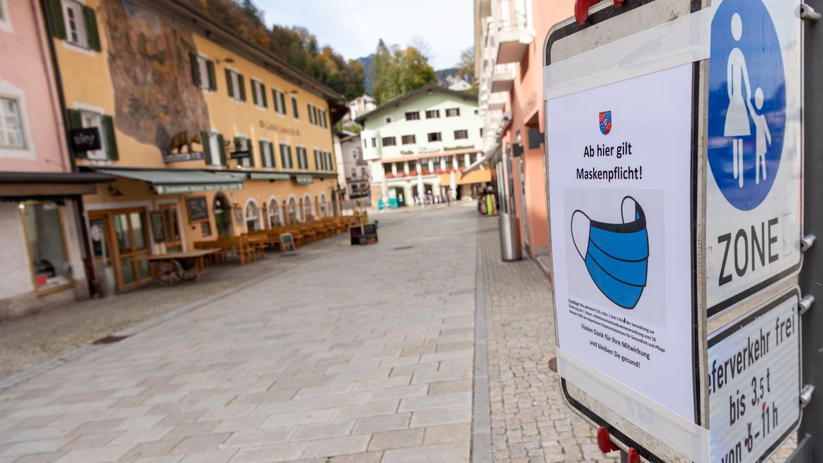 wallpapers Berchtesgadener Land Corona Inzidenz im kreis berchtesgadener land in bayern durfen die menschen die wohnung nur noch aus triftigen grunden verlassen schulen kitas oder freizeiteinrichtungen und restaurants mussen schliessen