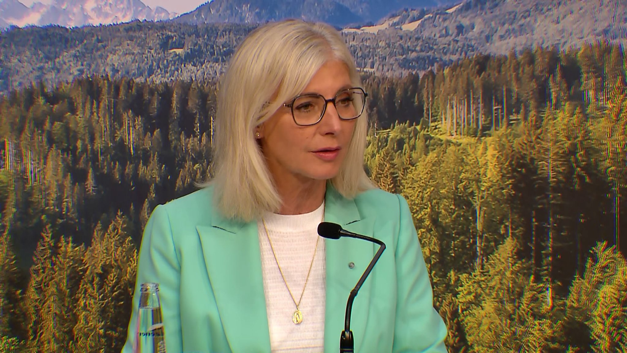 Sozialministerin Ulrike Scharf | Bild: BR Sozialministerin Ulrike Scharf