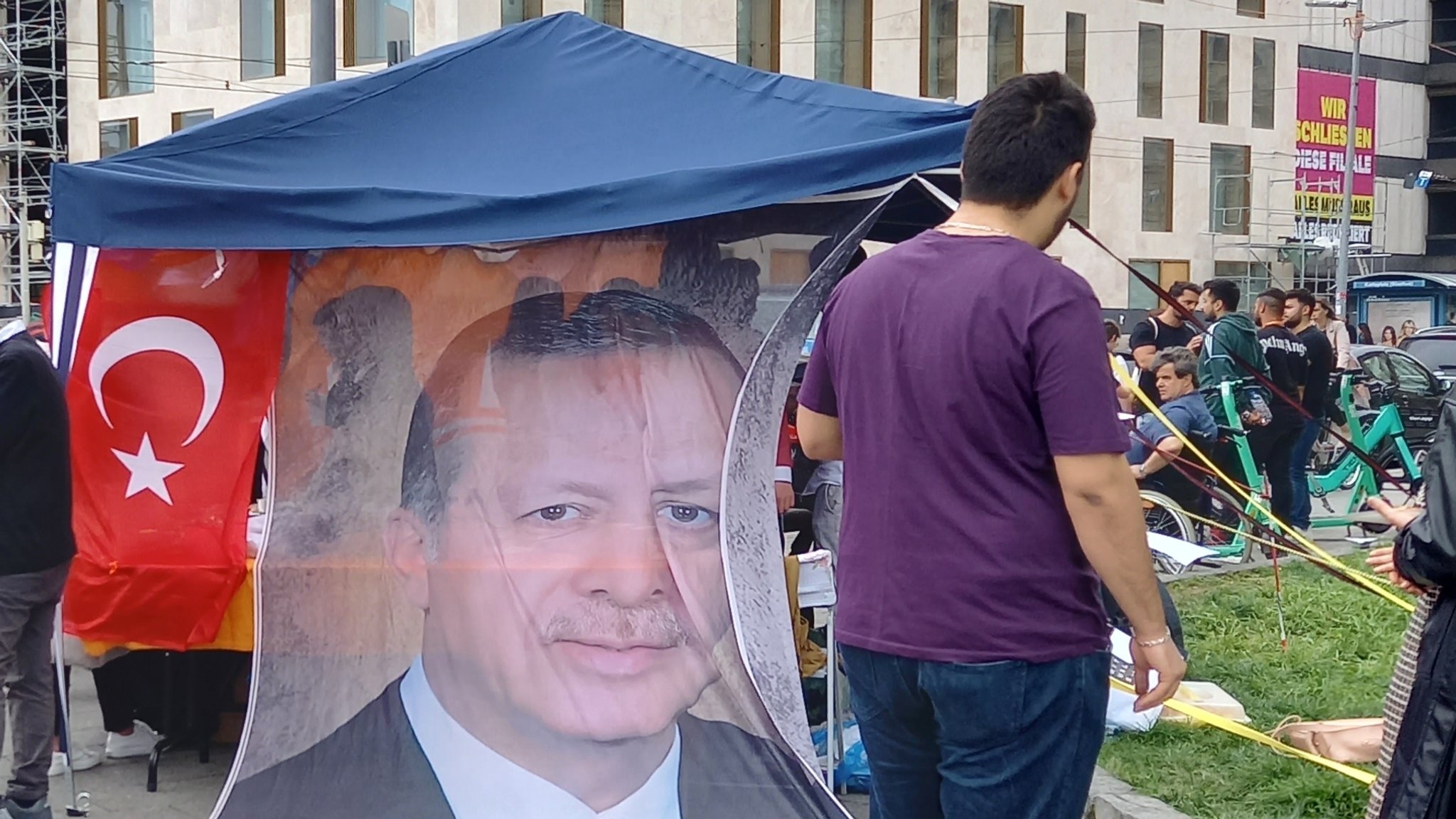 Infostand der AKP in München