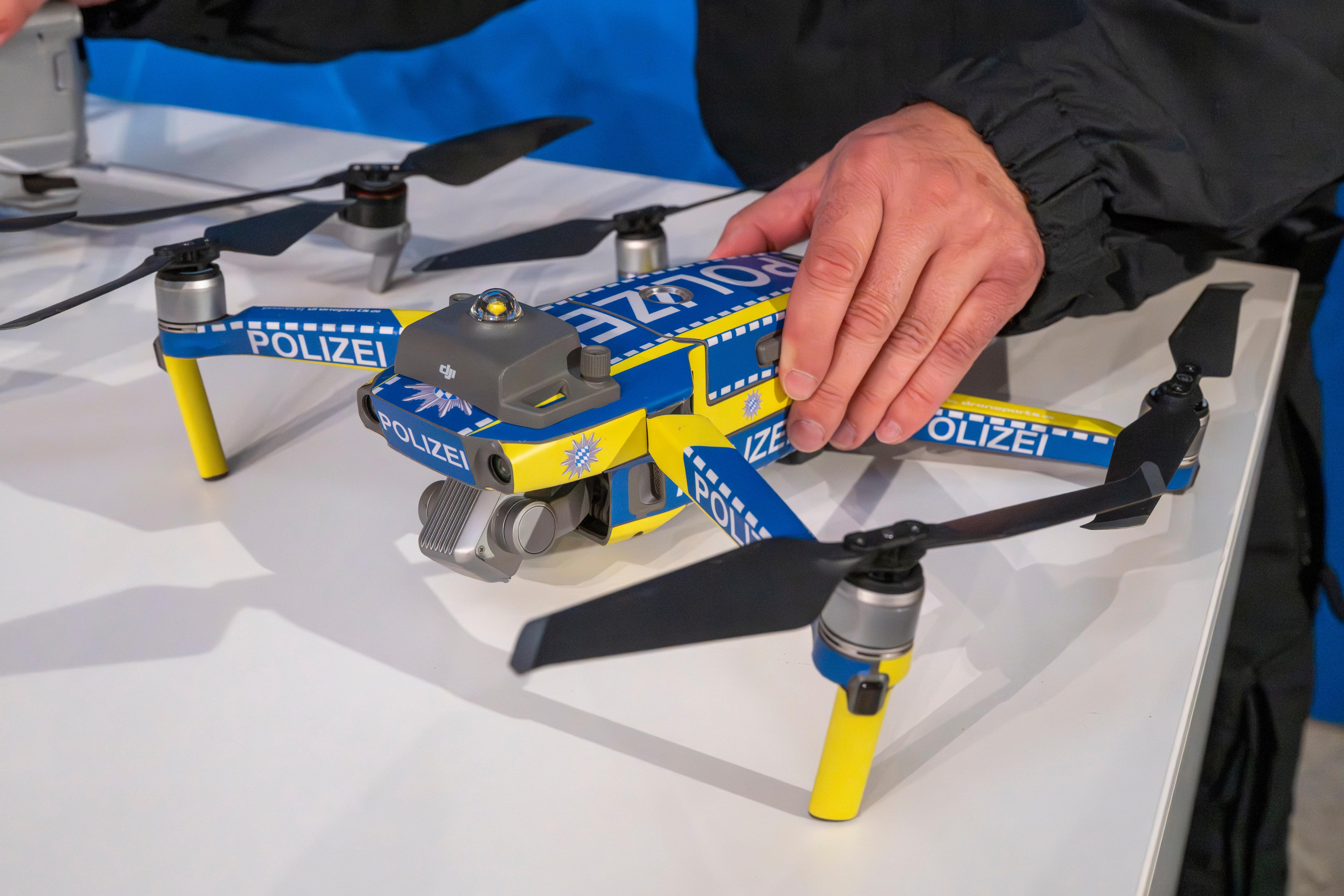 "Meilenstein" oder "Abschusstheater"? Streit über Drohnengesetz