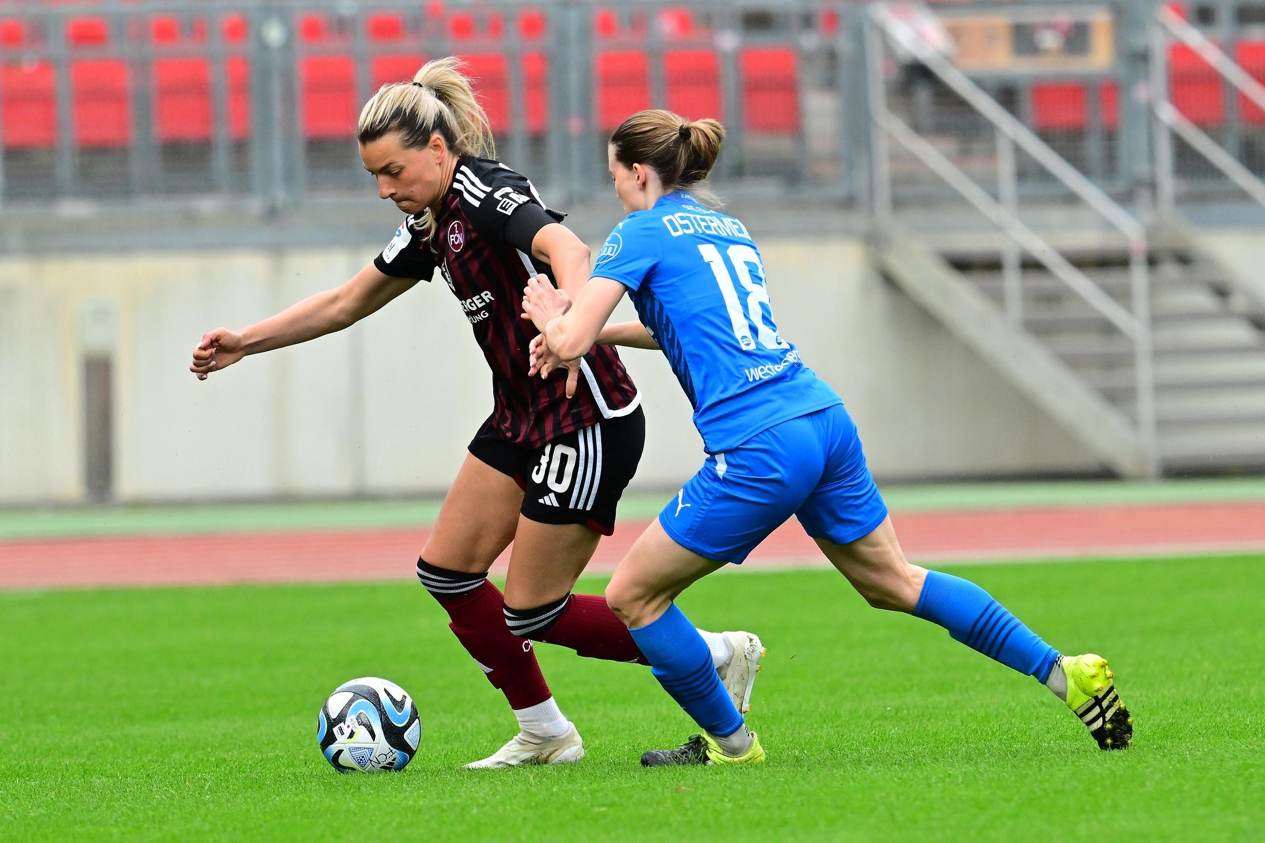 Medina Desic (1. FC Nürnberg) und Lena Ostermeier (SGS Essen)