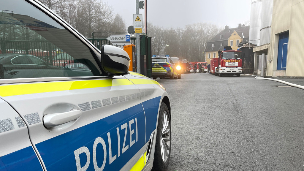  Zu einem Brand in einem Maschinenraum einer Hefefabrik ist es Freitagmorgen in Schwarzenbach a. d. Saale im Landkreis Hof gekommen. 