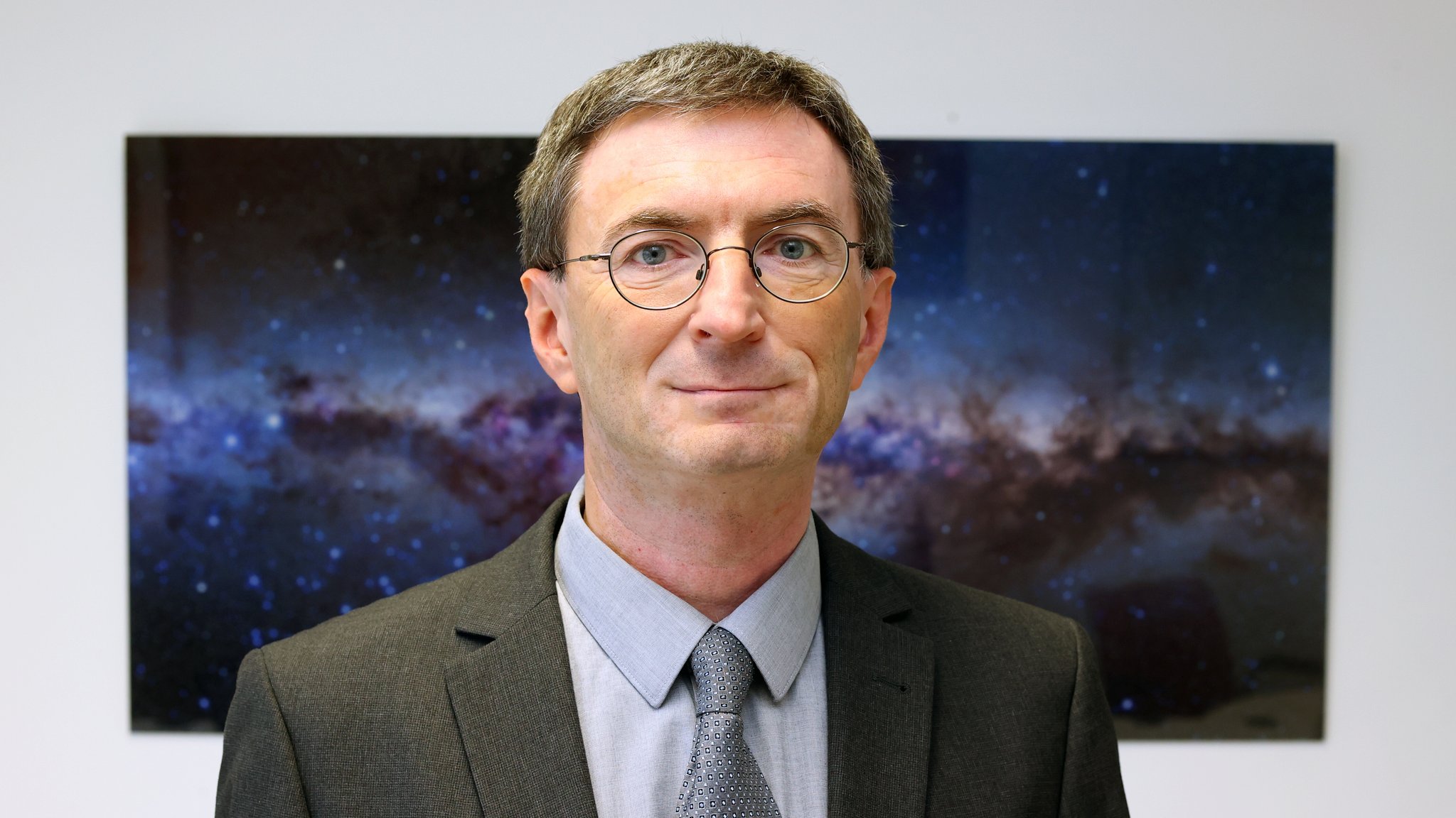 Prof. Hakan Kayal vom Lehrstuhl für Raumfahrttechnik der Universität Würzburg