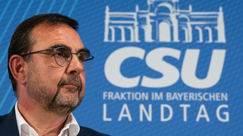 Klaus Holetschek, der bisherige bayerische Gesundheitsminister, ist neuer Chef der CSU-Fraktion im Landtag. 