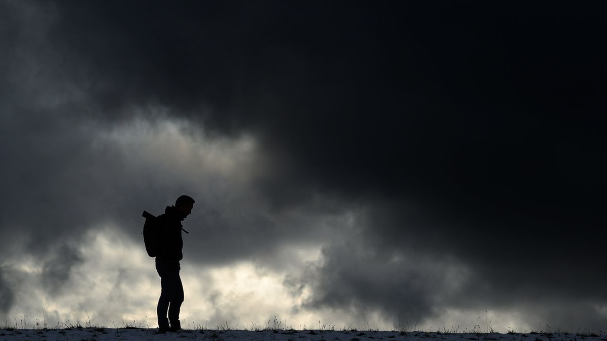 Seelenschmerz Nach Corona Mehr Menschen Mit Depressionen Br24