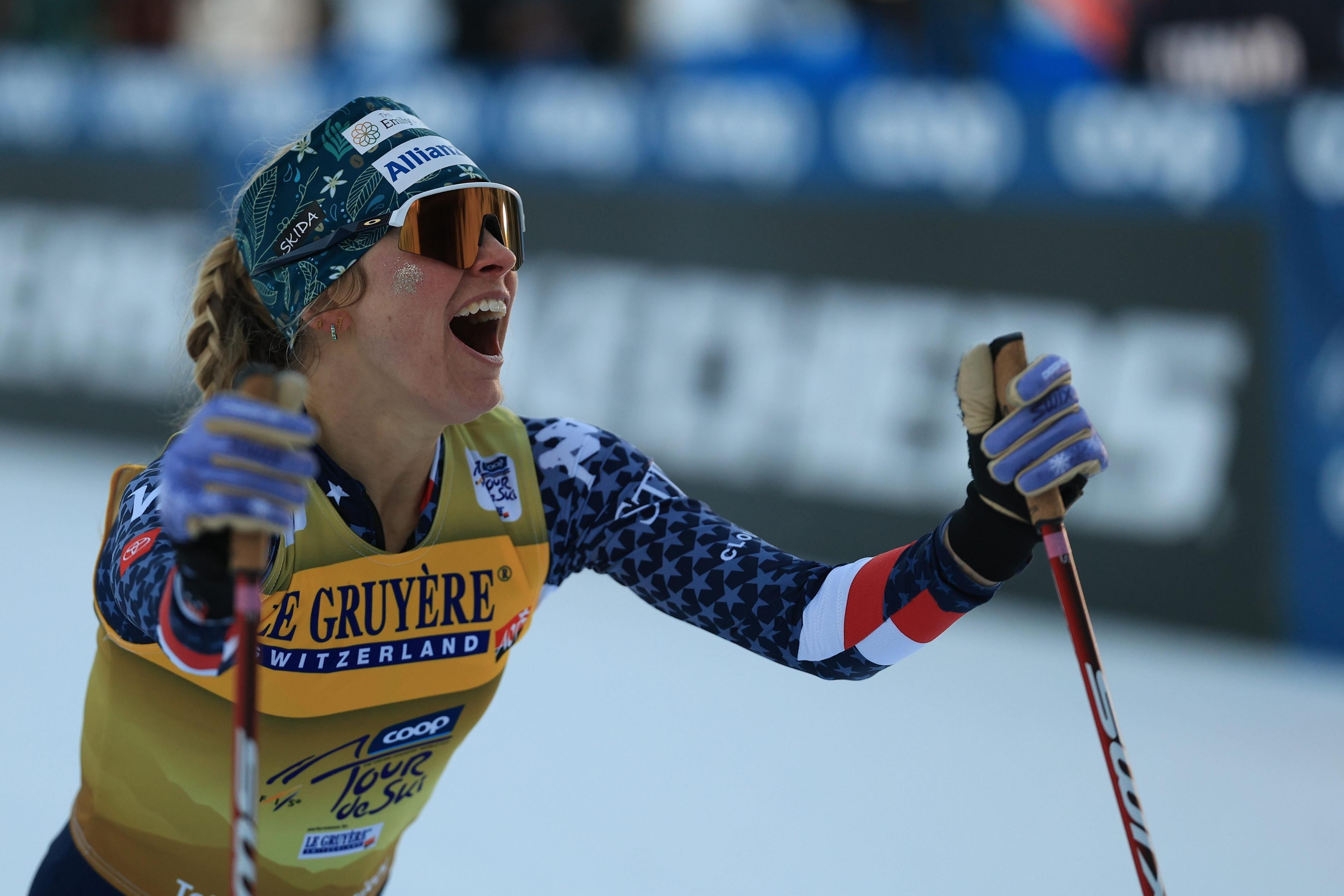 Jessie Diggins jubelt in Toblach
