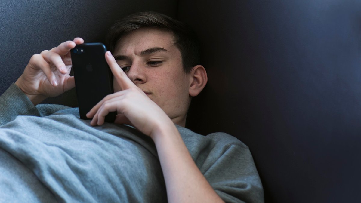 Chatbot soll Jugendlichen bei Depressionen helfen 