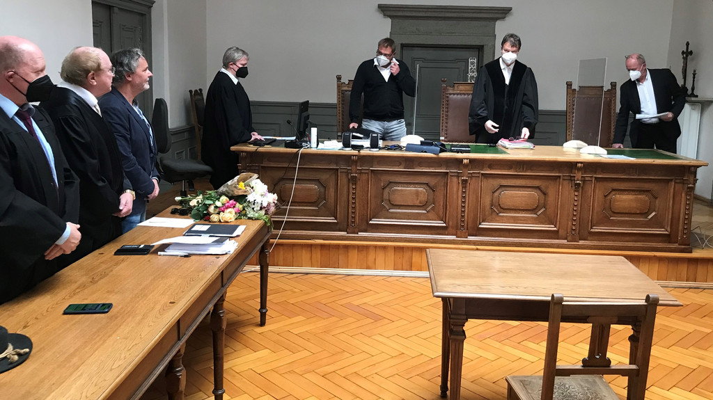 Der Gerichtssaal kurz vor der Urteilsverkündung
