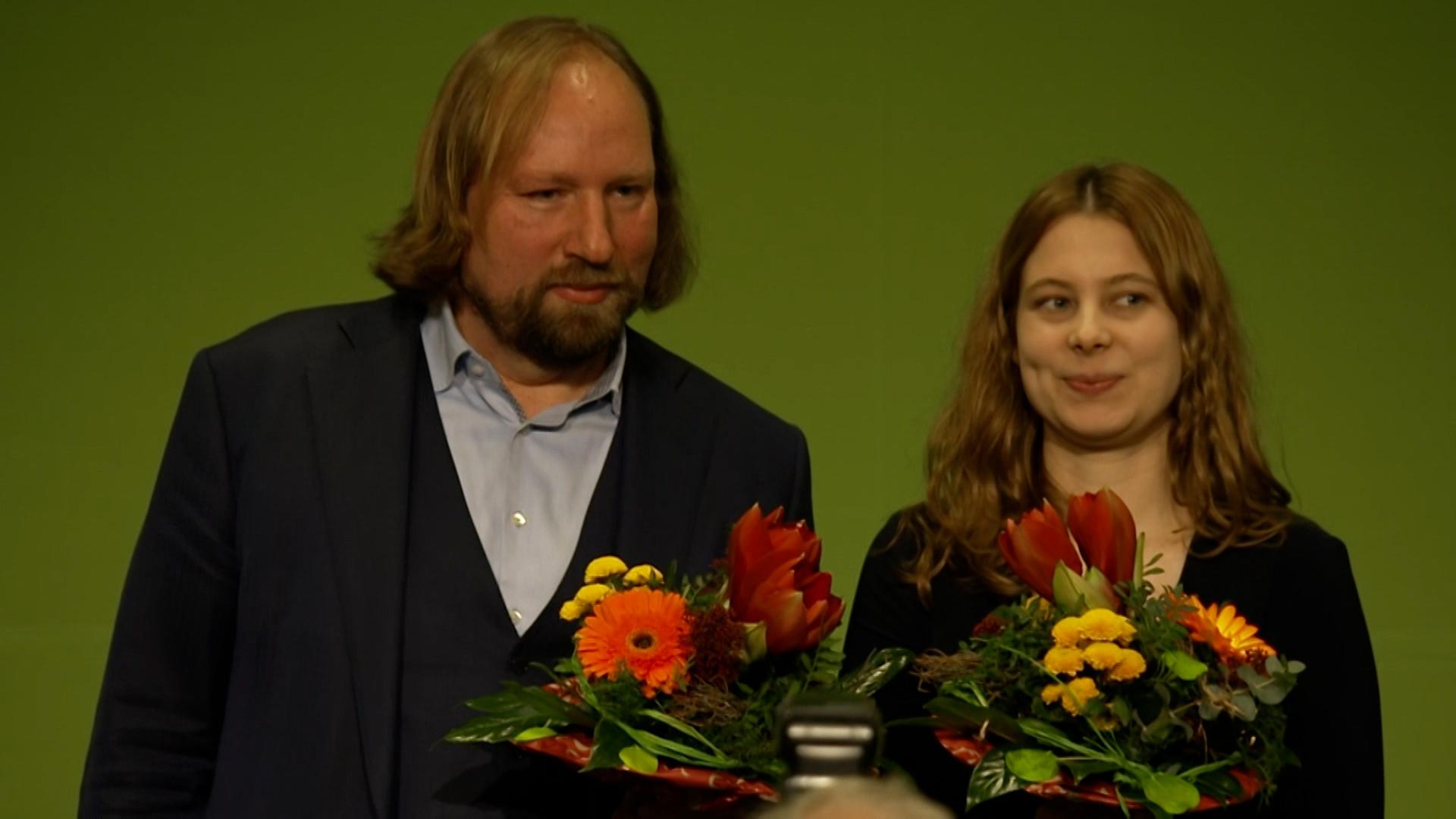 Anton Hofreiter und Jamila Schäfer beim Parteitag der bayerischen Grünen