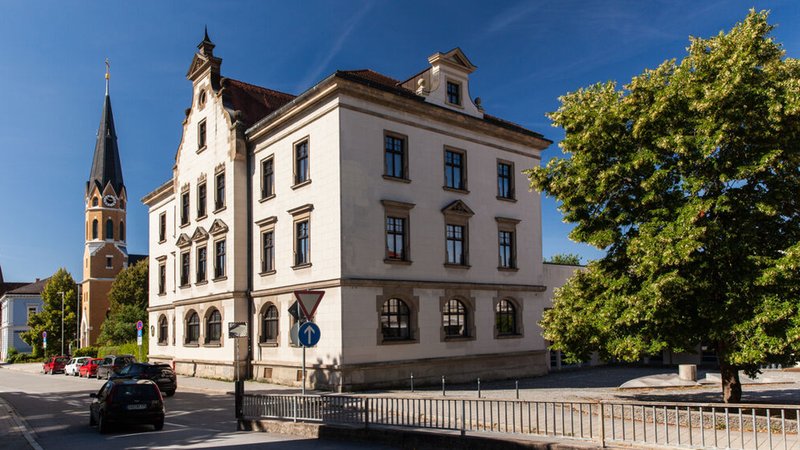 Das Amtsgericht in Deggendorf (Archivbild) | Bild: BR/Herbert Ebner Das Amtsgericht in Deggendorf (Archivbild)