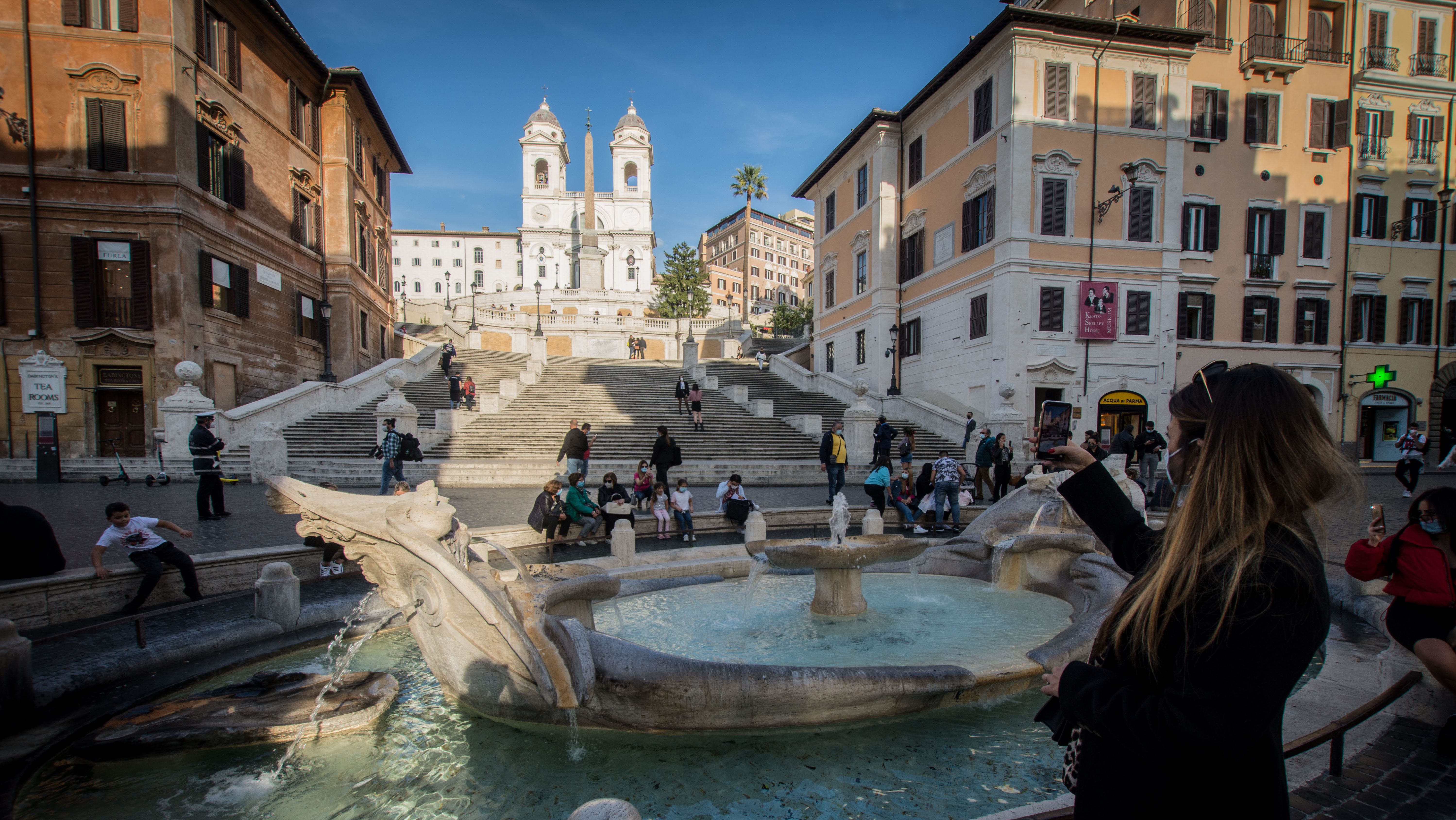 Corona In Italien Situation In Einigen Regionen Wieder Kritisch Br24