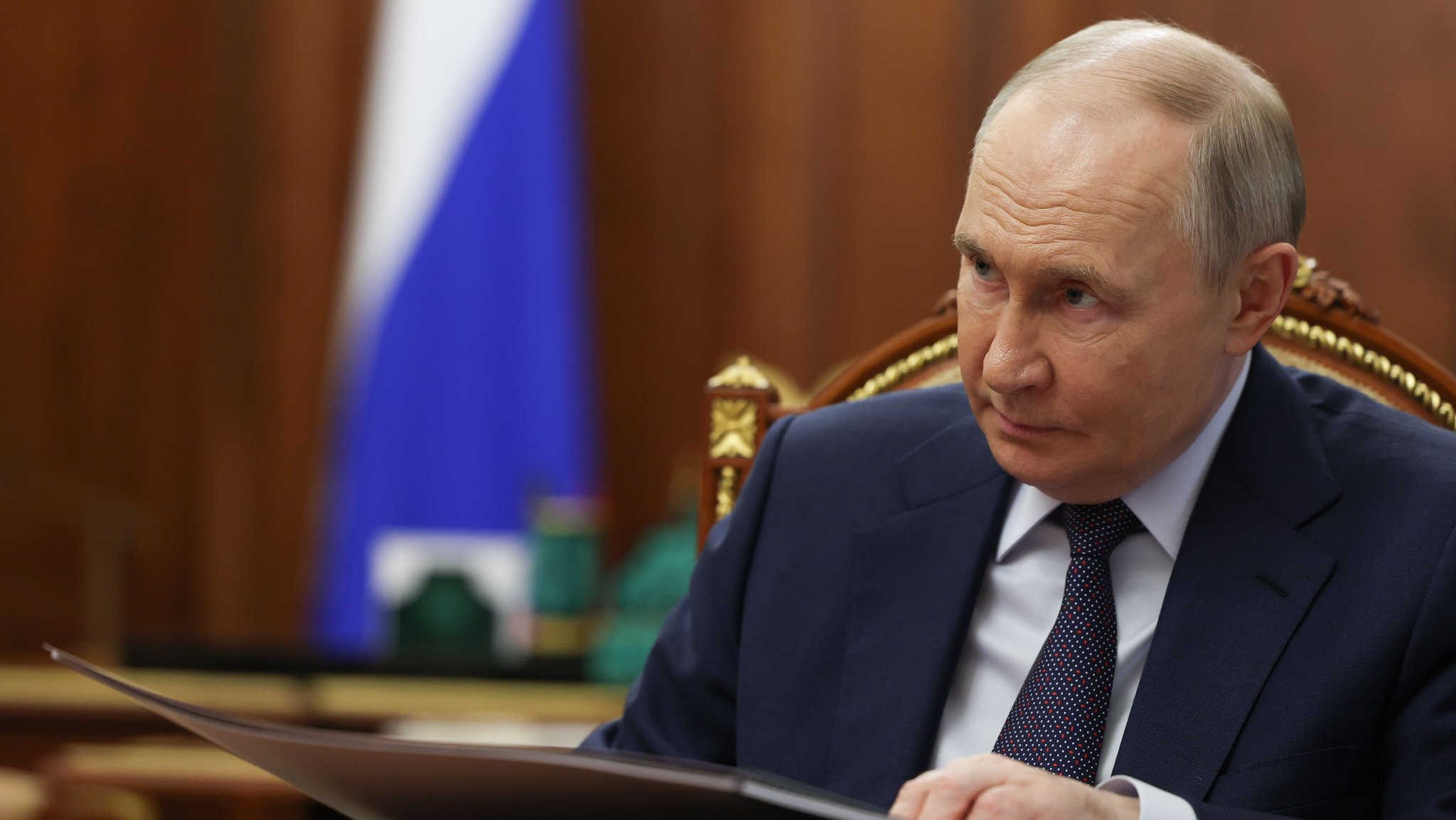 "Nicht murren": Will Putin die Gesellschaft "abschalten"?