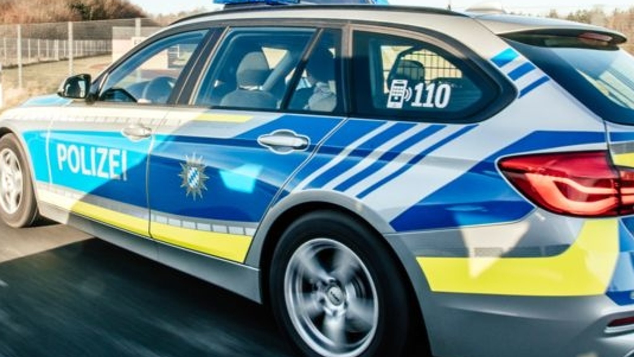 Symbolfoto Polizeiauto