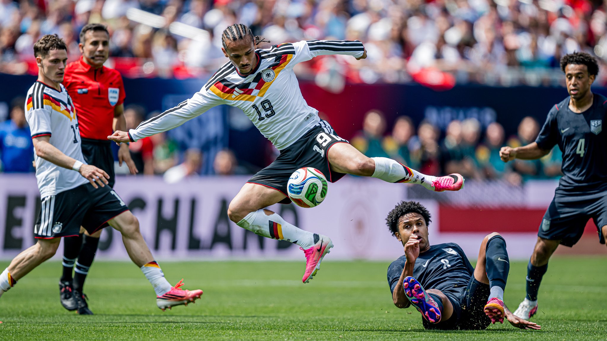 Nach Karl-Schock: Leroy Sané im DFB-Team plötzlich unersetzlich?